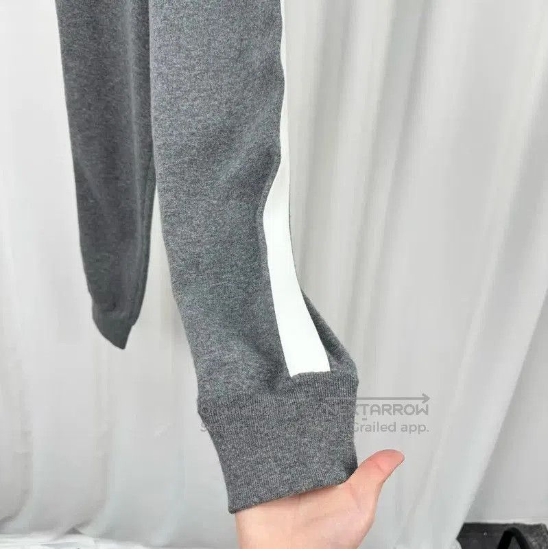 Burberry Burberry Gray Wool Logo Knit Casual Pants. Size 23" - 4 Thumbnail