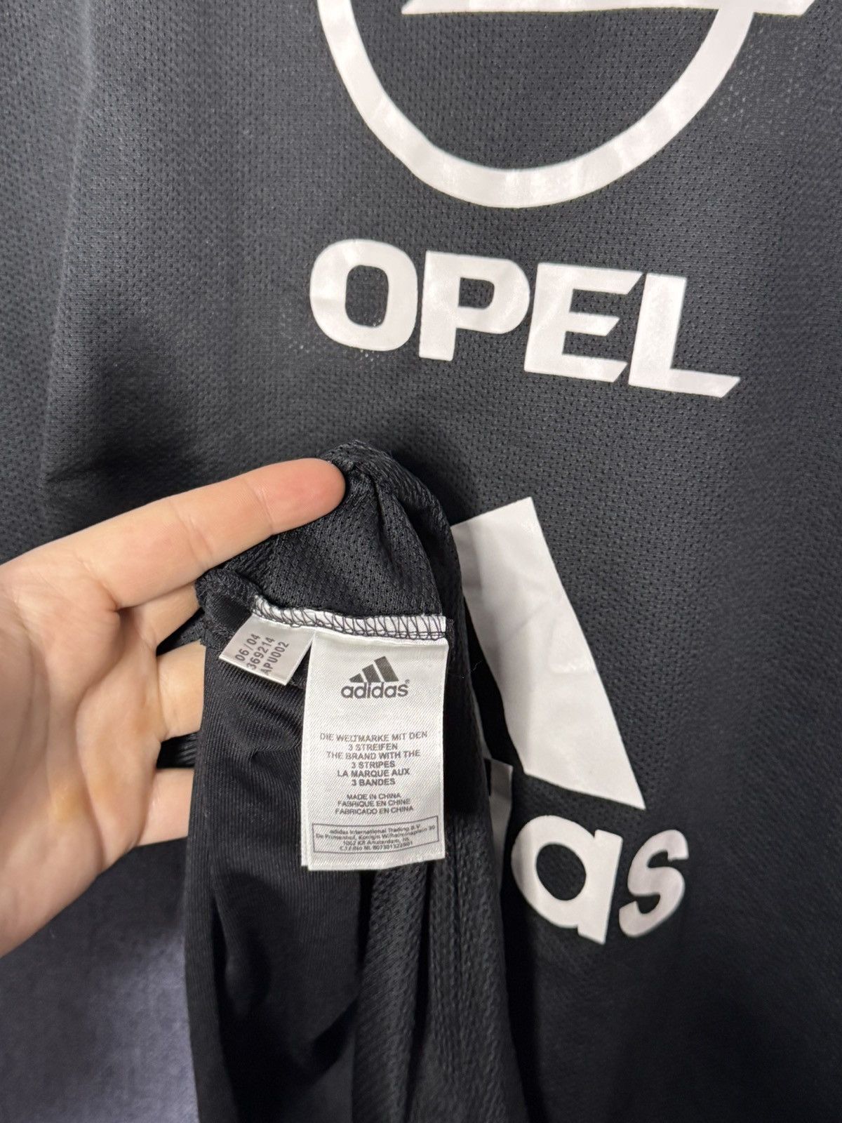 Adidas Vintage Adidas AC Milan Opel Jersey 2004/2005 Training Shirt Size US L / EU 52-54 / 3 - 10 Thumbnail