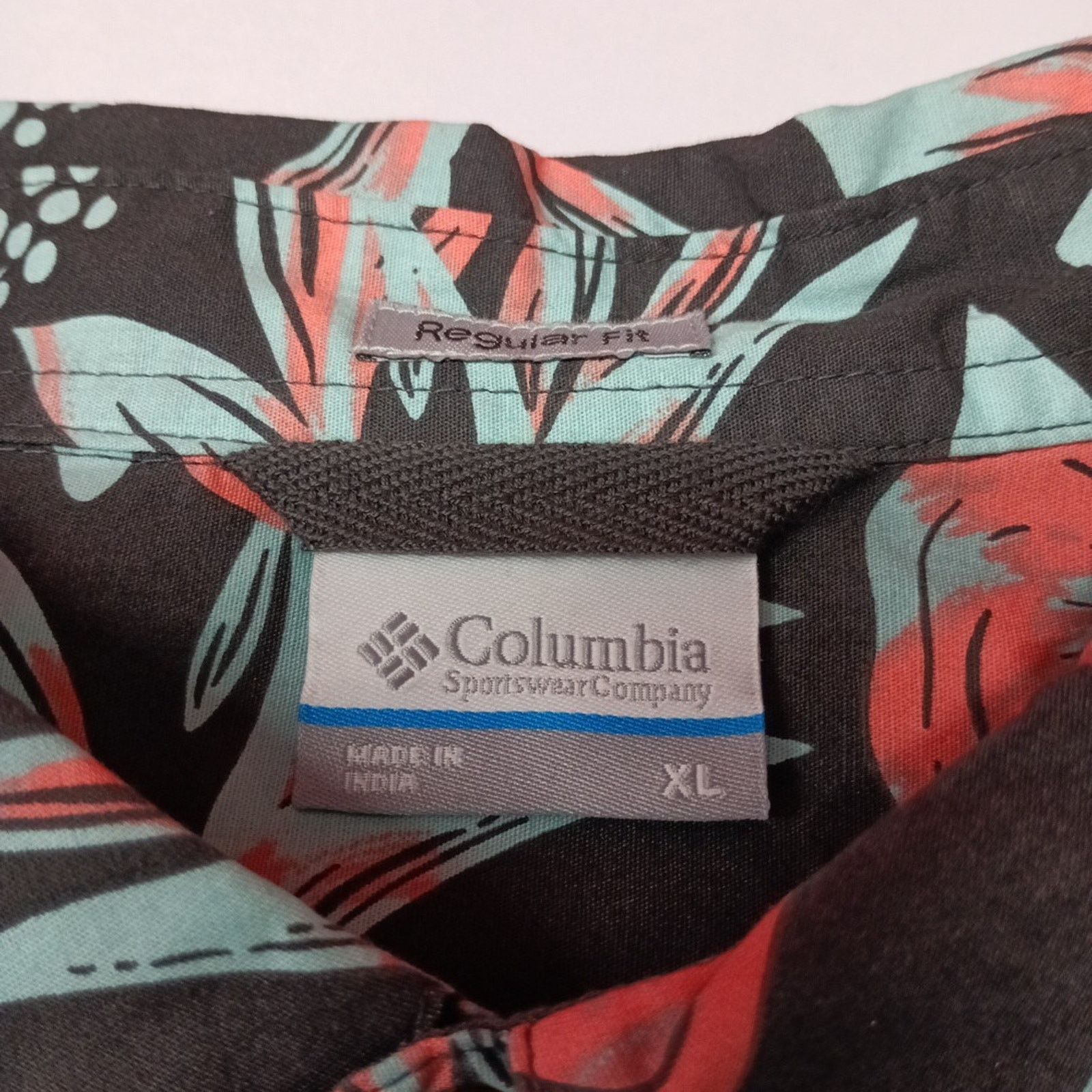 Columbia Columbia Rapid Rivers Floral Shirt Men's XL Black Multicolor Size US XL / EU 56 / 4 - 3 Thumbnail
