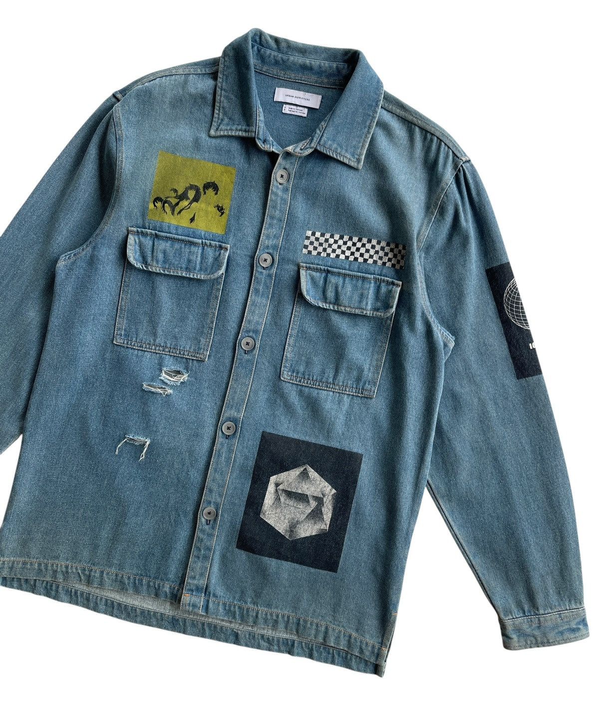 Japanese Brand Urban Outfitters Distressed Denim Shirt Size US L / EU 52-54 / 3 - 7 Thumbnail