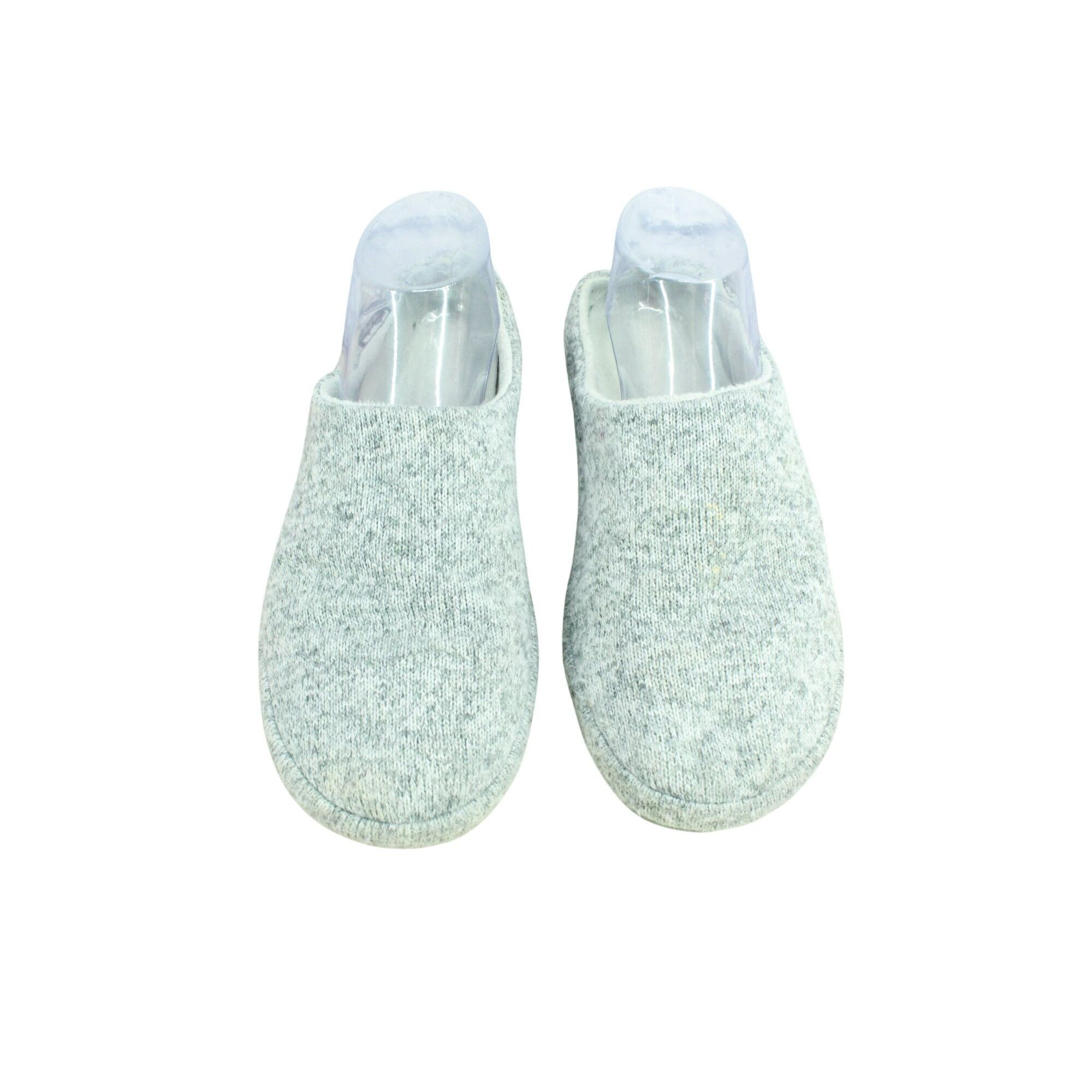 L.L. Bean LL Bean Women's Sweater Fleece Lined Slipper Scuffs Sz 8 M Size US 8 / IT 38 - 4 Thumbnail