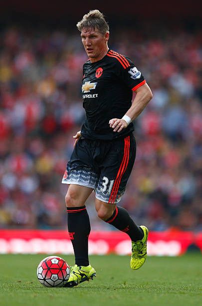 Adidas Manchester united 3rd 15/16 schweinsteiger jersey football Size US M / EU 48-50 / 2 - 12 Thumbnail