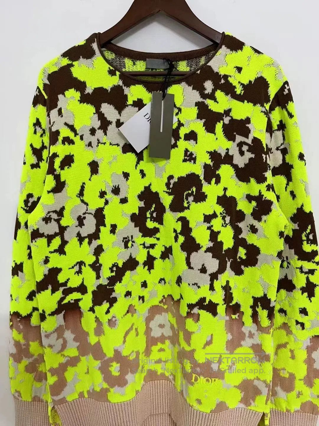 Dior Dior Neon Green Cotton Blend Floral Logo Sweater. Size US M / EU 48-50 / 2 - 2 Thumbnail