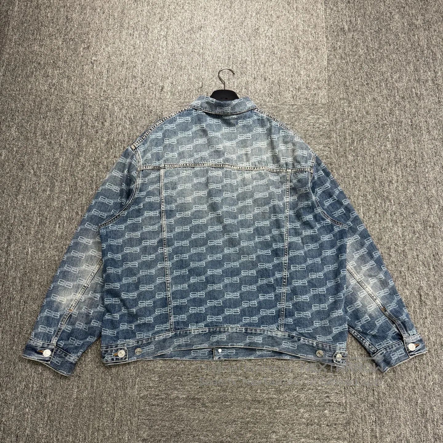 Balenciaga #REF! Size US S / EU 44-46 / 1 - 2 Thumbnail