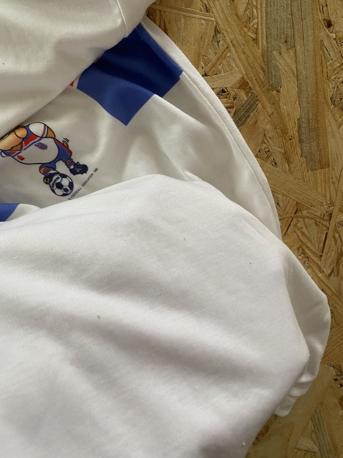 Other Admiral England World Cup 1981 1982 T shirt Jersey Size: M Size US M / EU 48-50 / 2 - 6 Thumbnail