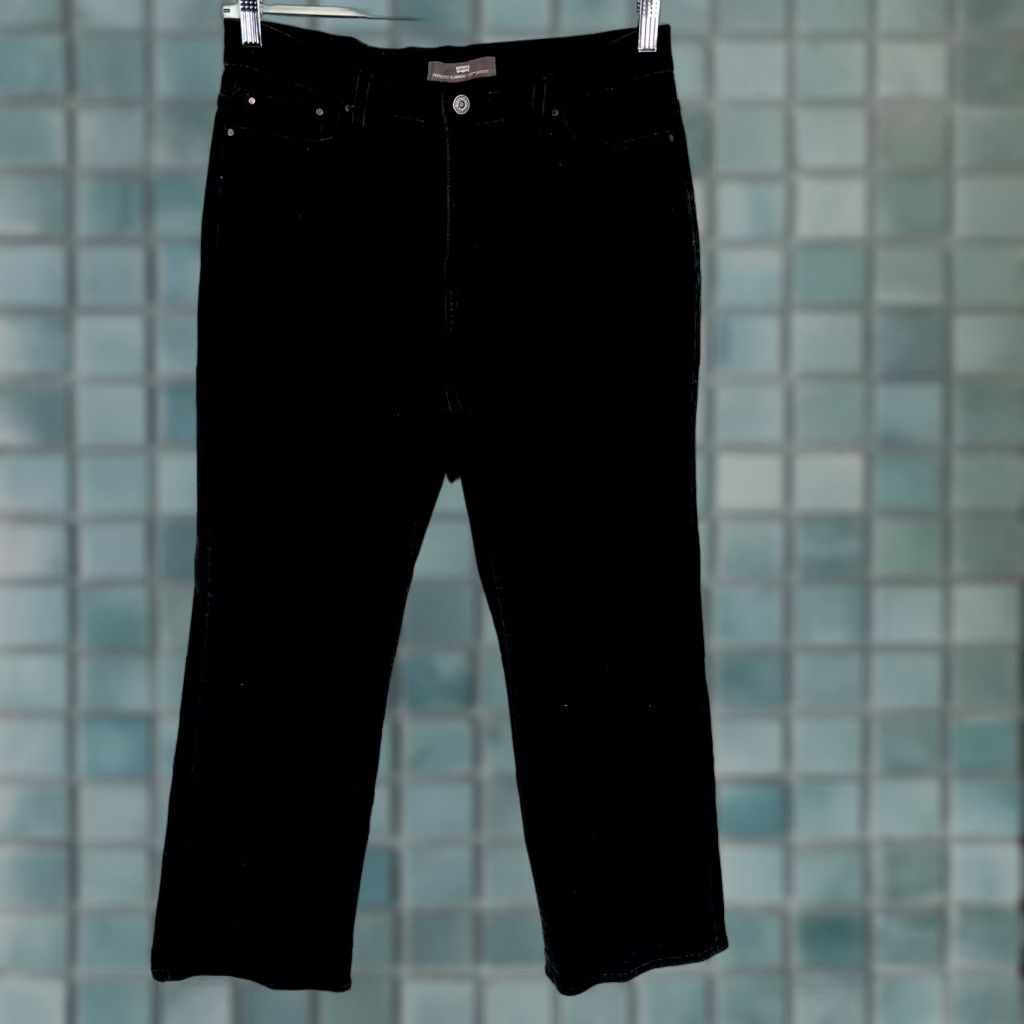 Levi's Levi's Jeans Adult 14 Regular Black Bootcut 512 Slimming 31in Inseam Womens Size 36" / US 14 / IT 50 - 1 Thumbnail