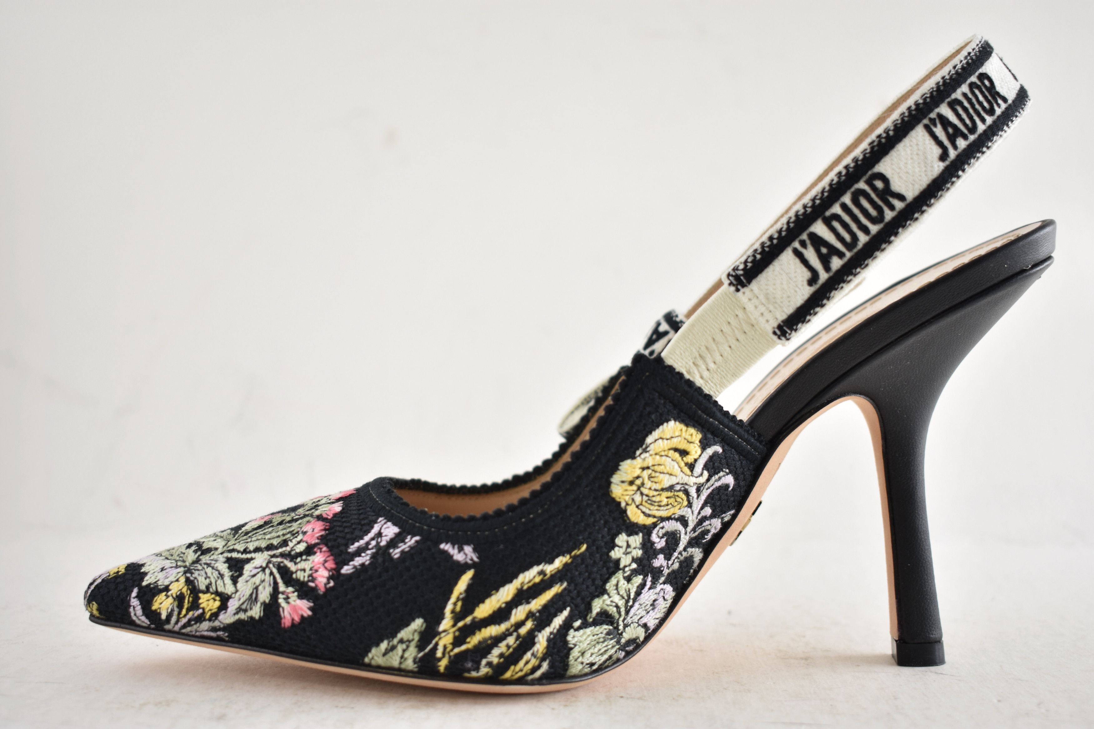 Dior Dior J'adior Chardons Floral Slingback Pump Sandal Heel 38 Size US 8 / IT 38 - 12 Thumbnail