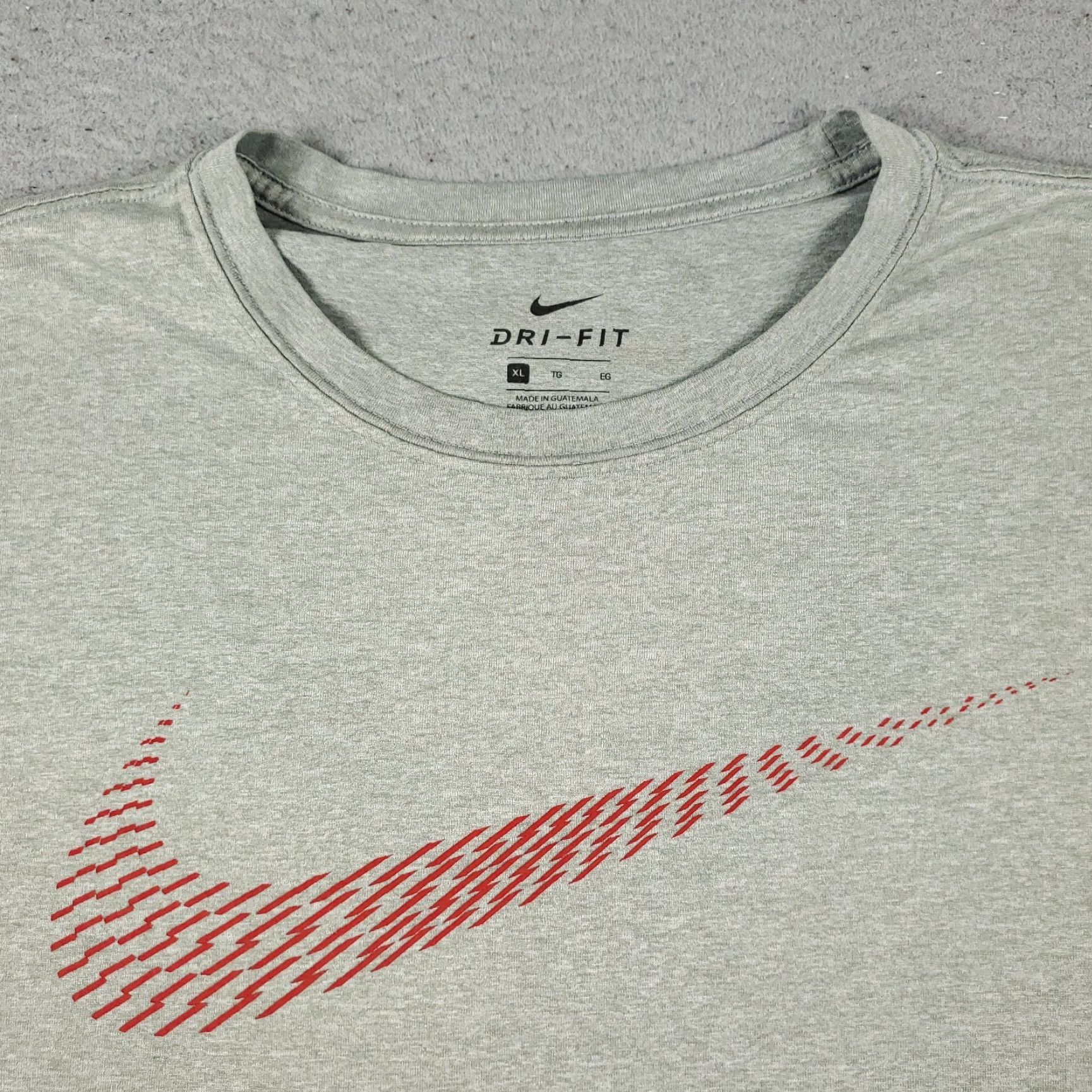 Nike Nike T Shirt Mens XL Gray Swoosh Short Sleeve Crew Neck Cotton Blend Logo Casual Active Sports Size US XL / EU 56 / 4 - 2 Thumbnail
