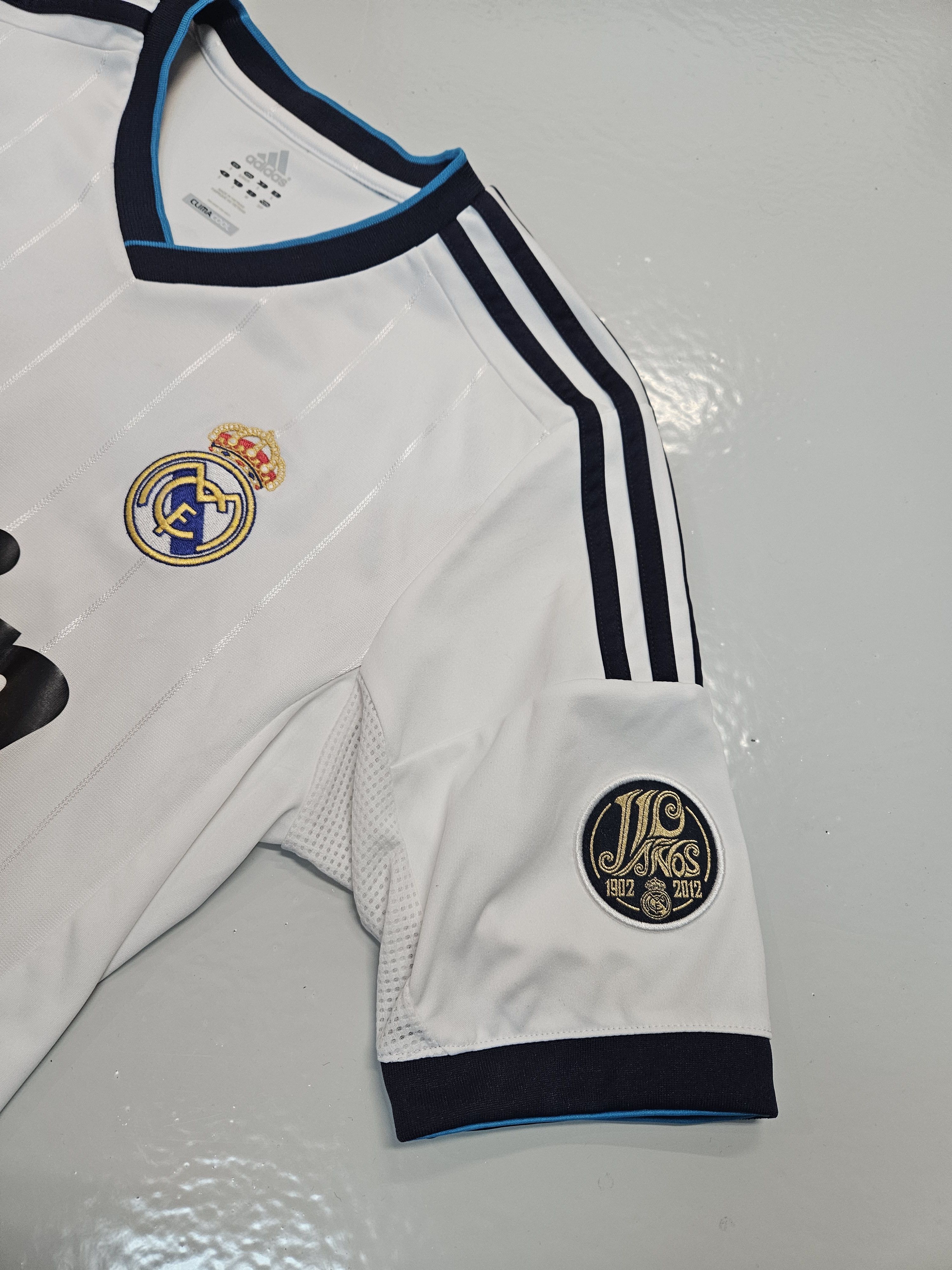 Adidas Real Madrid 2012-2013 home jersey #7 Christiano Ronaldo Size US S / EU 44-46 / 1 - 5 Thumbnail