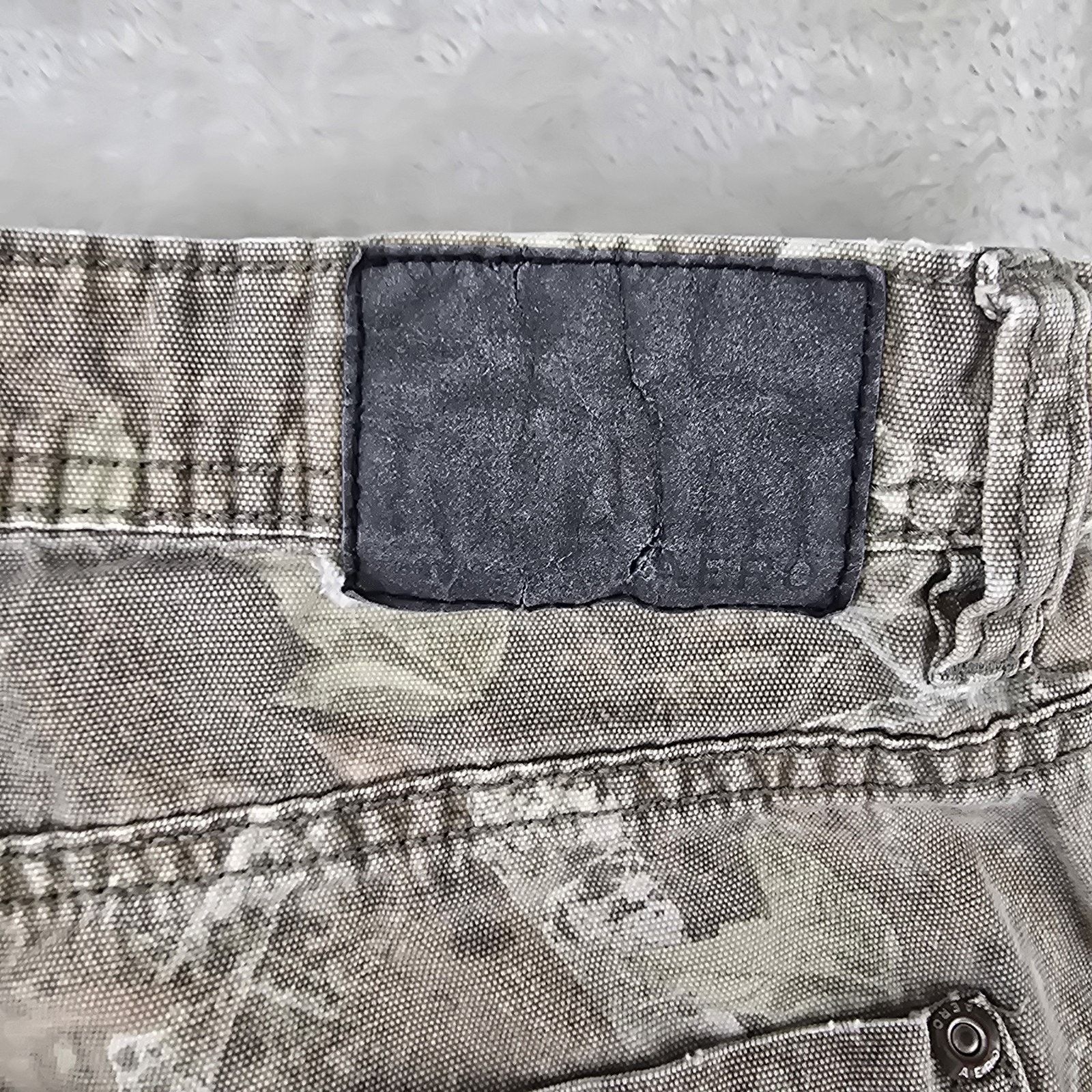 Aeropostale Aeropostale Carpenter Pants Men's Large 36x28 Camo Y2K Baggy Size US 36 / EU 52 - 11 Thumbnail