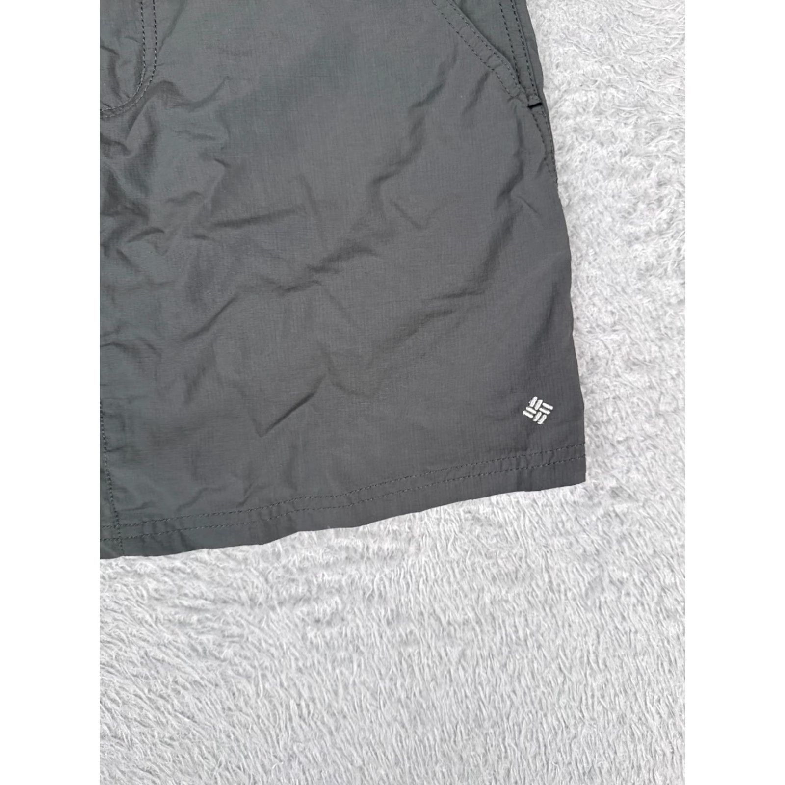 Vintage Columbia Womens Skort Gray Nylon Shell Omni-Shade Hiking Activewear Shorts 2 Size 26" / US 2 / IT 38 - 2 Thumbnail