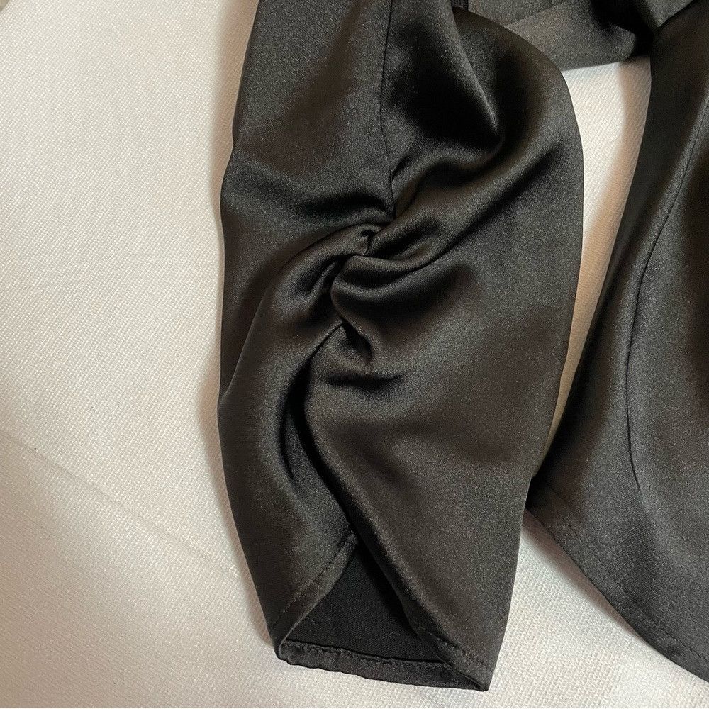 House of Harlow NWT New House of Harlow 1960 Black Satin Long Sleeve Blouse Size L / US 10 / IT 46 - 7 Thumbnail