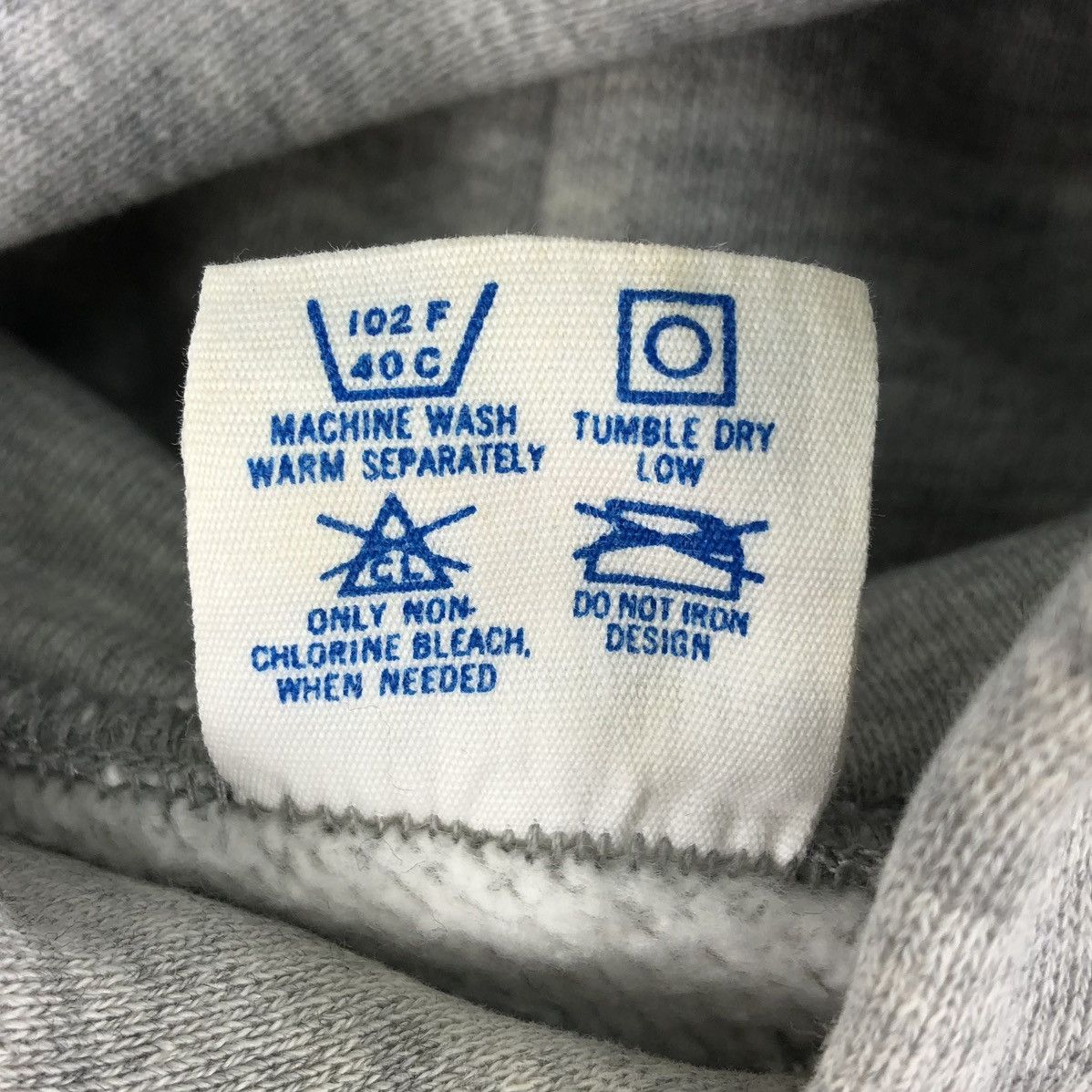 Champion × Vintage Vintage 80's Champion Reverse Wave Sweatshirt Hoodie Size US M / EU 48-50 / 2 - 14 Thumbnail