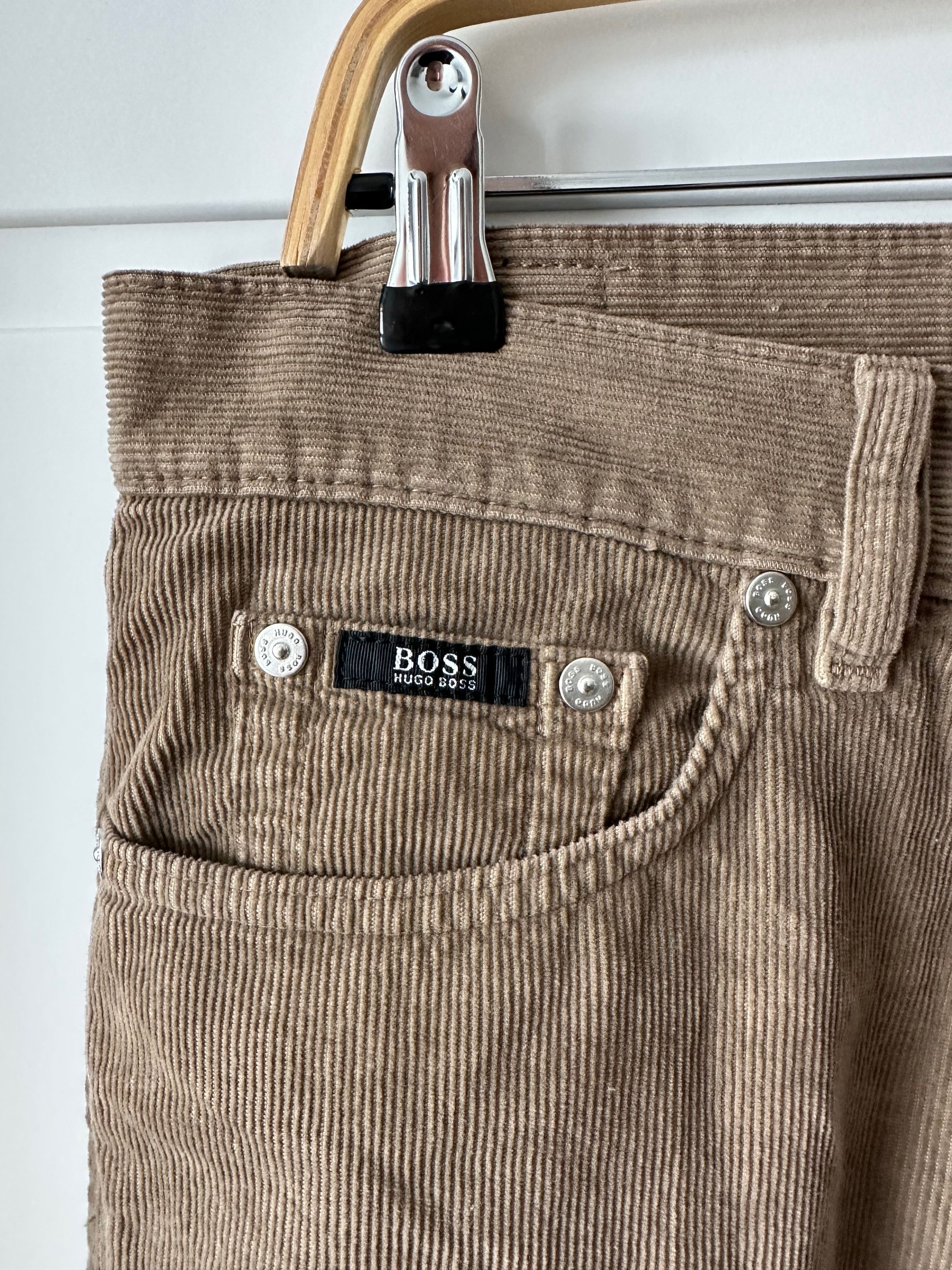 Hugo Boss Hugo Boss Corduroy texas pants trousers brown Size US 33 - 4 Thumbnail