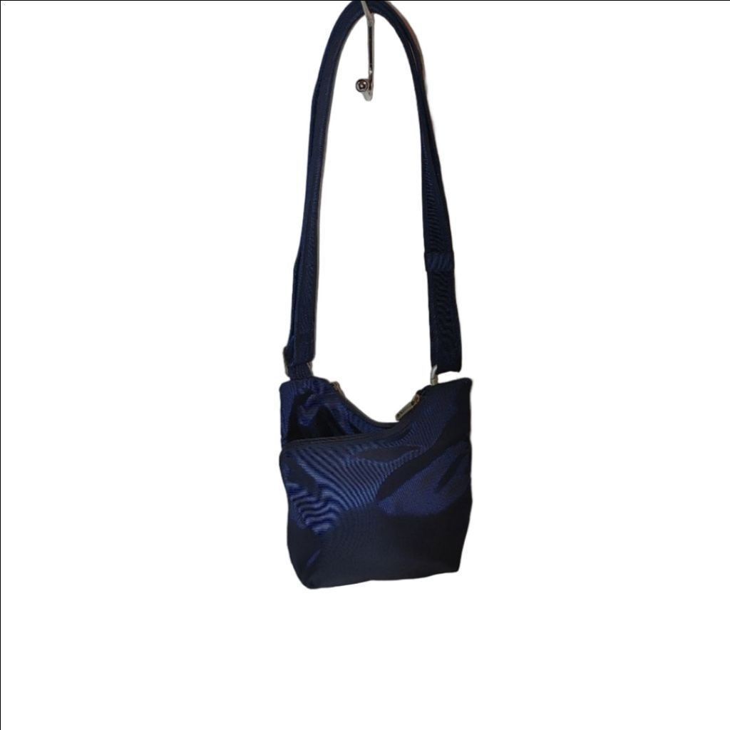 Away Travel Travelon RFID Crossbody Size ONE SIZE - 1 Thumbnail