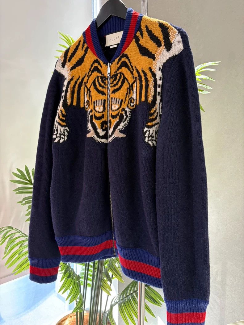 Gucci Gucci Dark blue tiger head knitted jacket 2502-Nextarrow Size US S / EU 44-46 / 1 - 3 Thumbnail