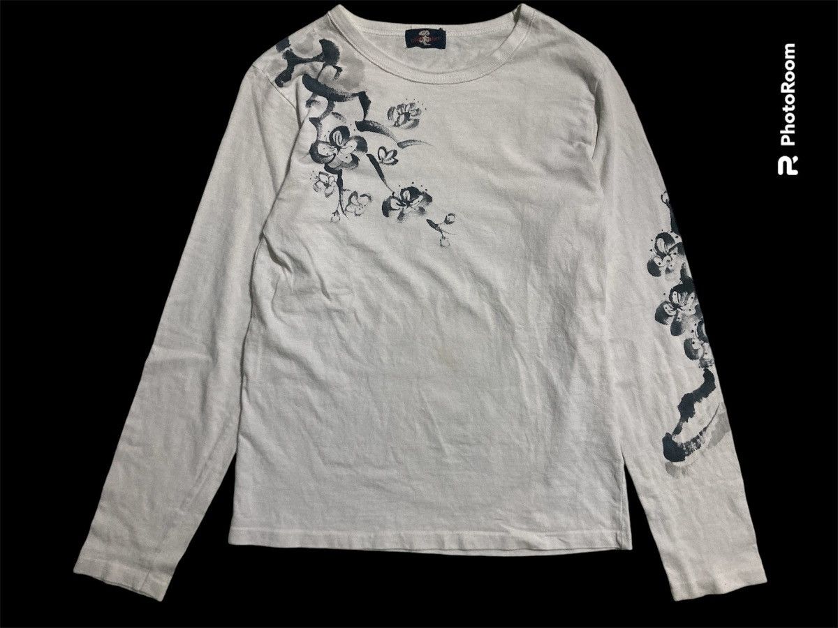 image of Vintage T-Shirt Pal’Las Palace Long Sleeve in White, Women's (Size Small)