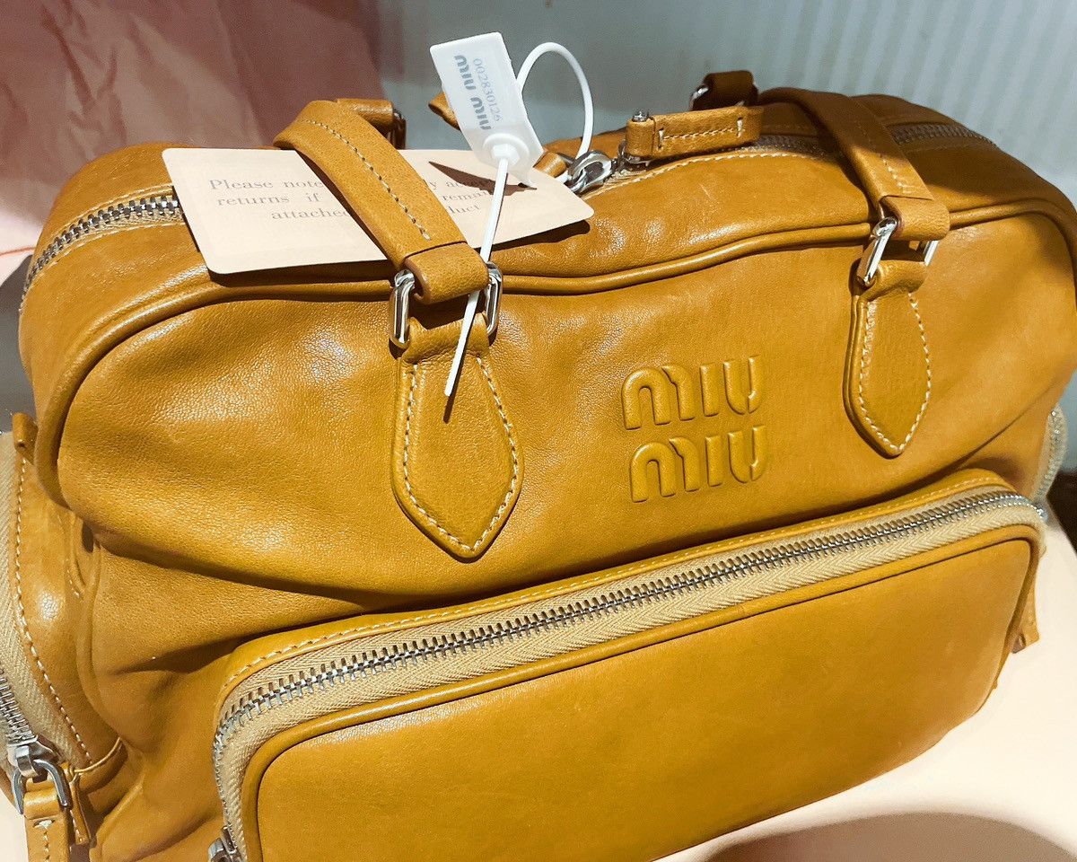 Miu Miu NWT Miumiu nappa leather bag Size ONE SIZE - 3 Thumbnail