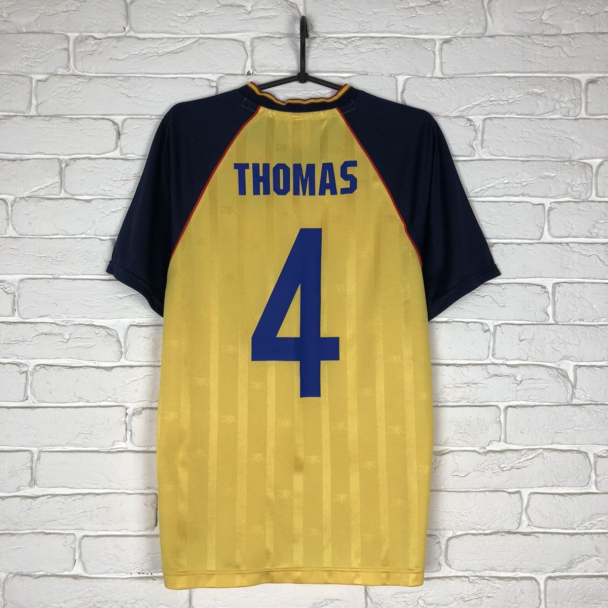 Other Arsenal #4 Thomas retro copy jersey draw score Size US M / EU 48-50 / 2 - 4 Thumbnail