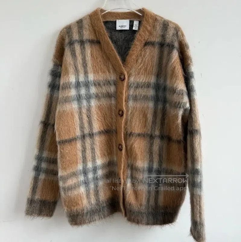 Burberry Burberry Winter Khaki Mohair Cardigan. Size S / US 4 / IT 40 - 1 Thumbnail