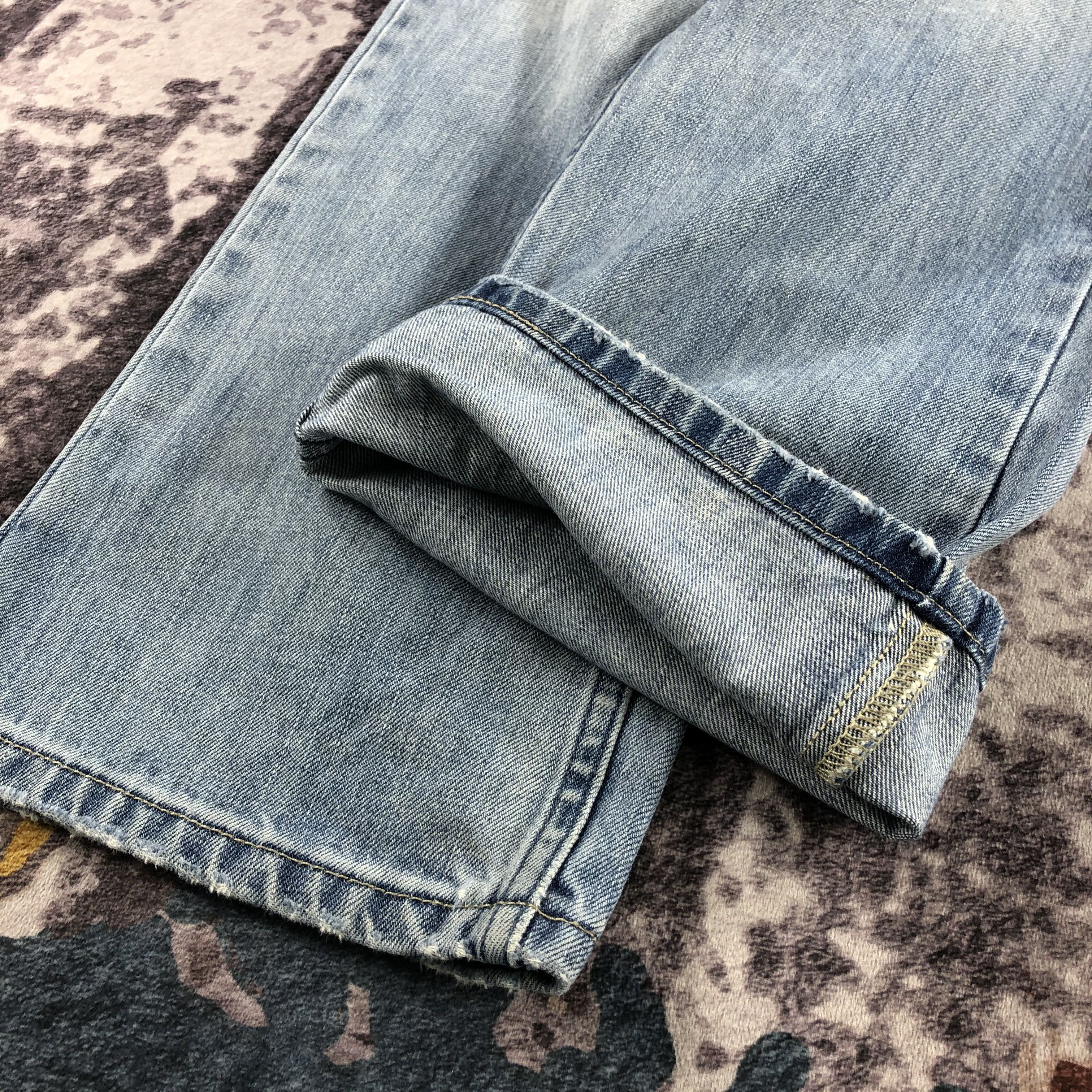 Levi's × Vintage Vintage Light Wash Levis 505 Jeans-JM2682 Size US 29 - 9 Thumbnail
