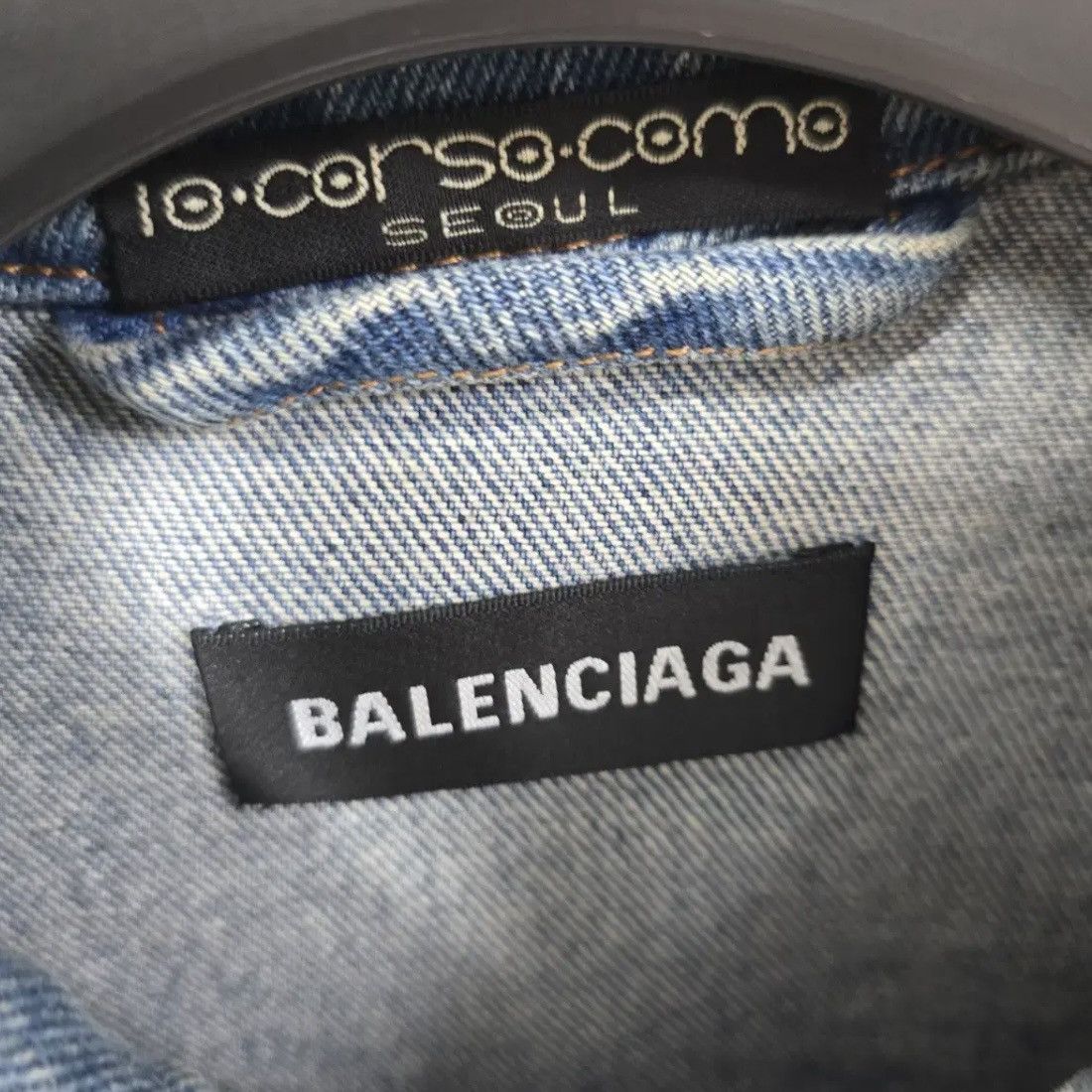 Balenciaga Balenciaga Multi Language Denim Jacket Size US S / EU 44-46 / 1 - 3 Thumbnail