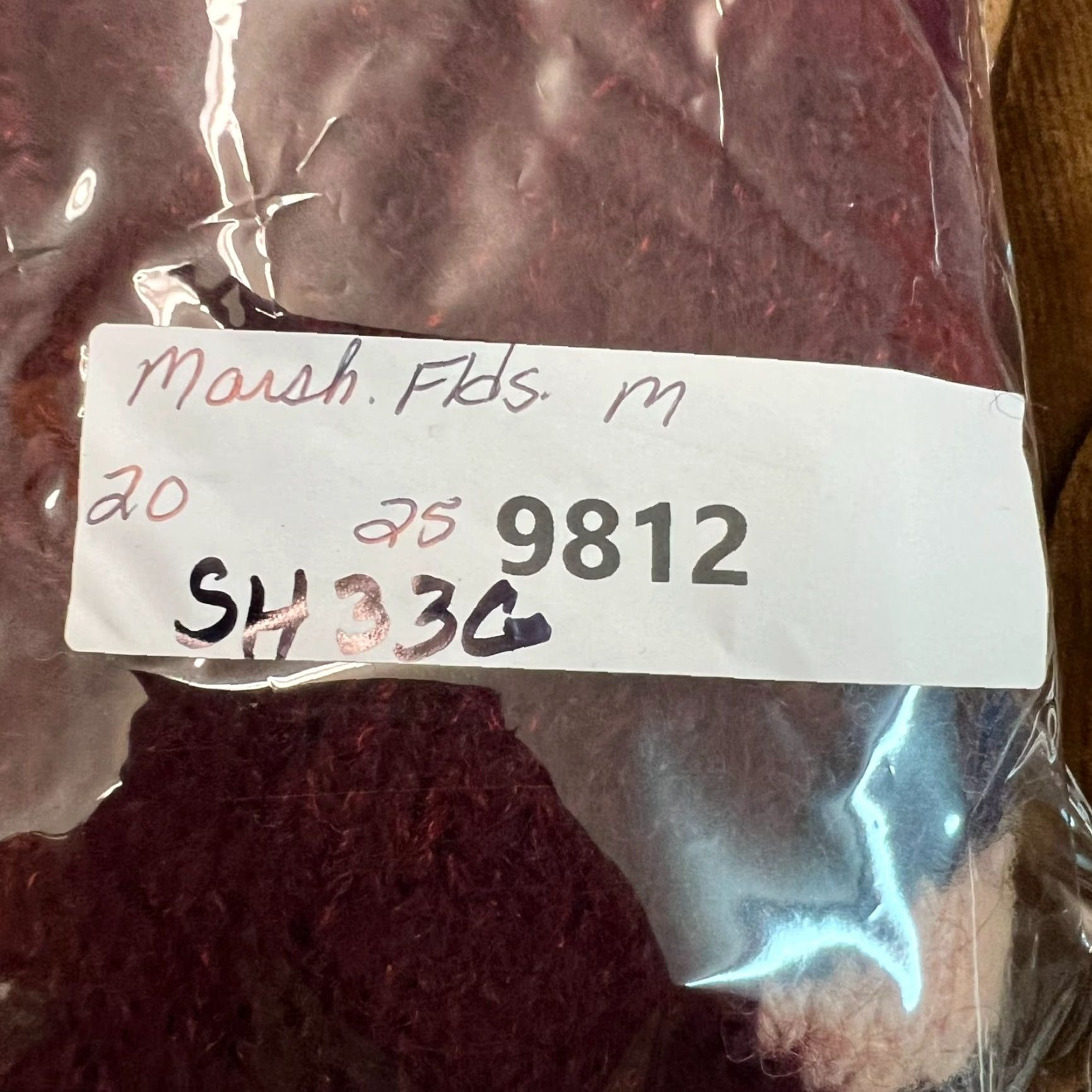 Vintage VINTAGE Marshall Field's New Traditions Wool Blend Sweater Vest Mens M Maroon Size US M / EU 48-50 / 2 - 8 Thumbnail