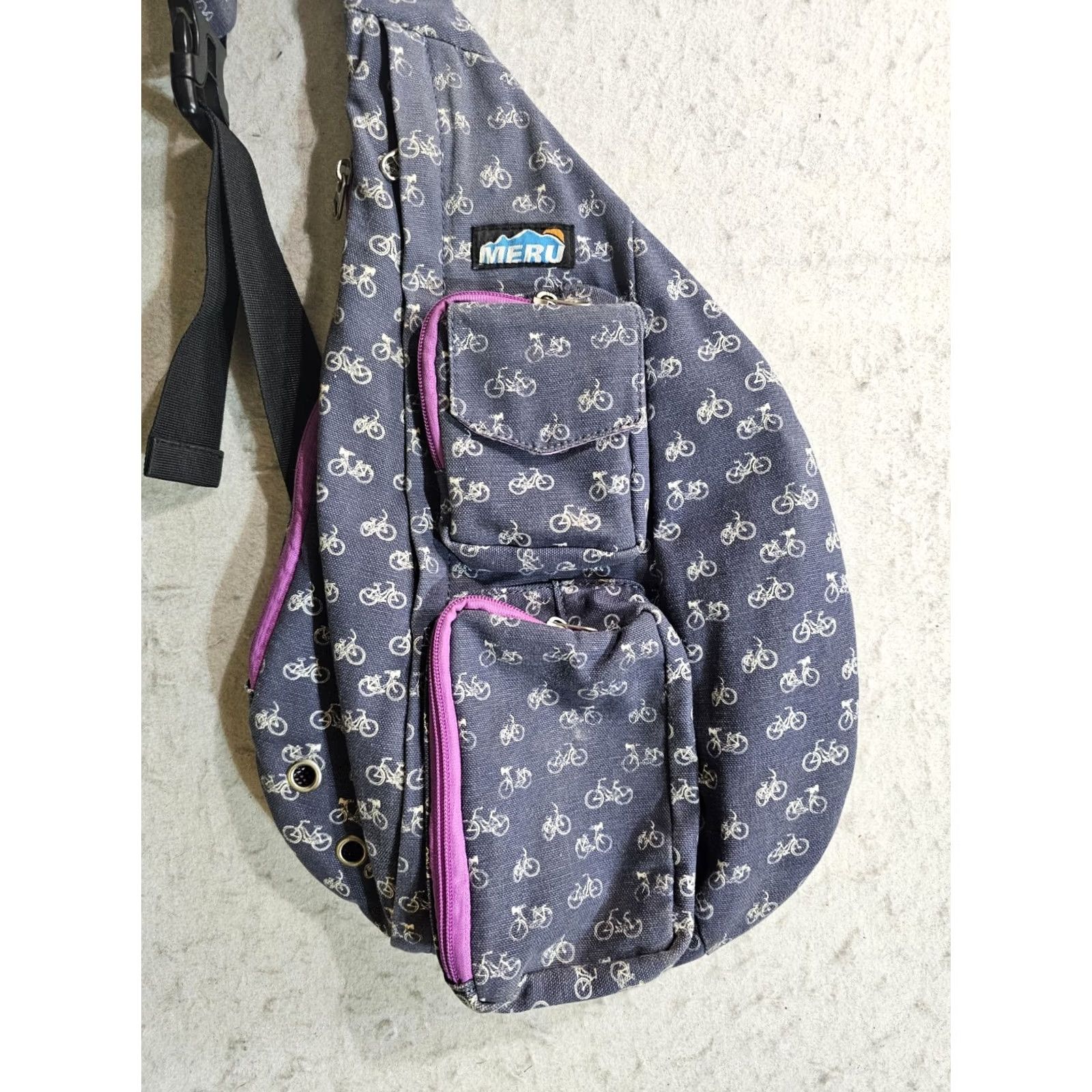 Roper Meru Sling Shoulder Bag Backpack Blue/Pink 3 Pocket Hiking Crossbody Bag Adult Unisex Outdoor Beach Colorful Rope Sling Bag Size ONE SIZE - 3 Thumbnail
