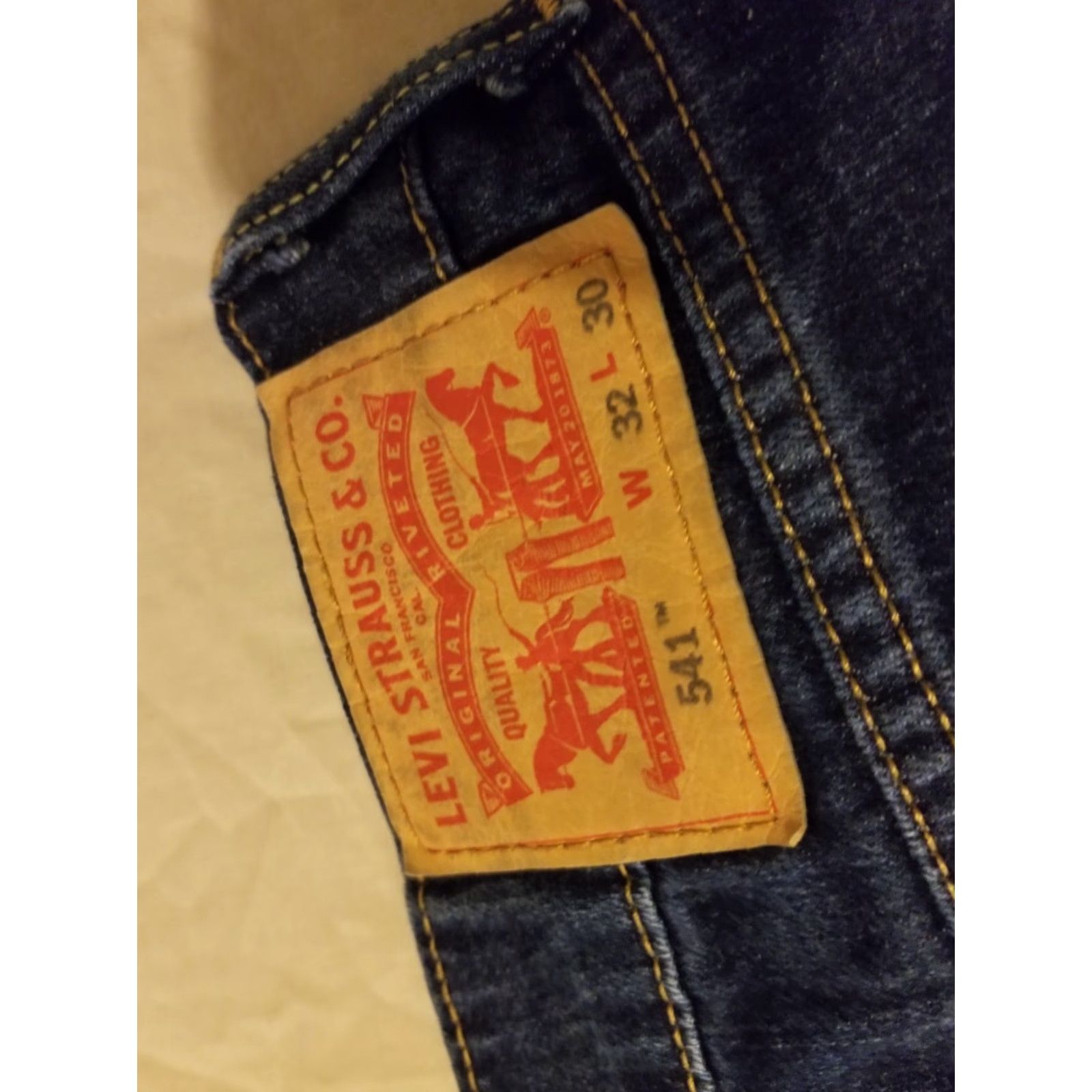Levi's Mens Levi's 541 Jeans 33x30 Athletic Tapered Denim Blue Pants Stretch Regular Size 33 Mens Size US 33 - 3 Thumbnail