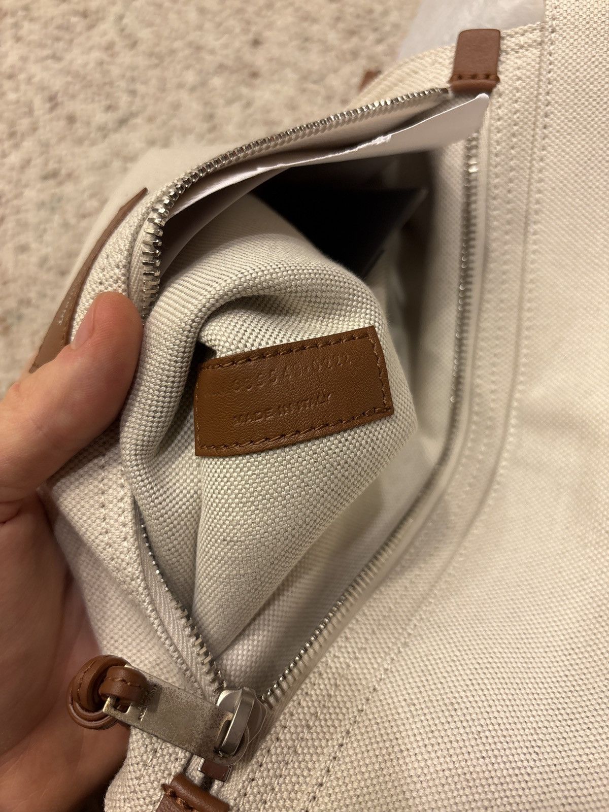 Saint Laurent Paris Saint Laurent Cream/Brown Leather Rive Gauche XL Tote Bag Size ONE SIZE - 13 Thumbnail