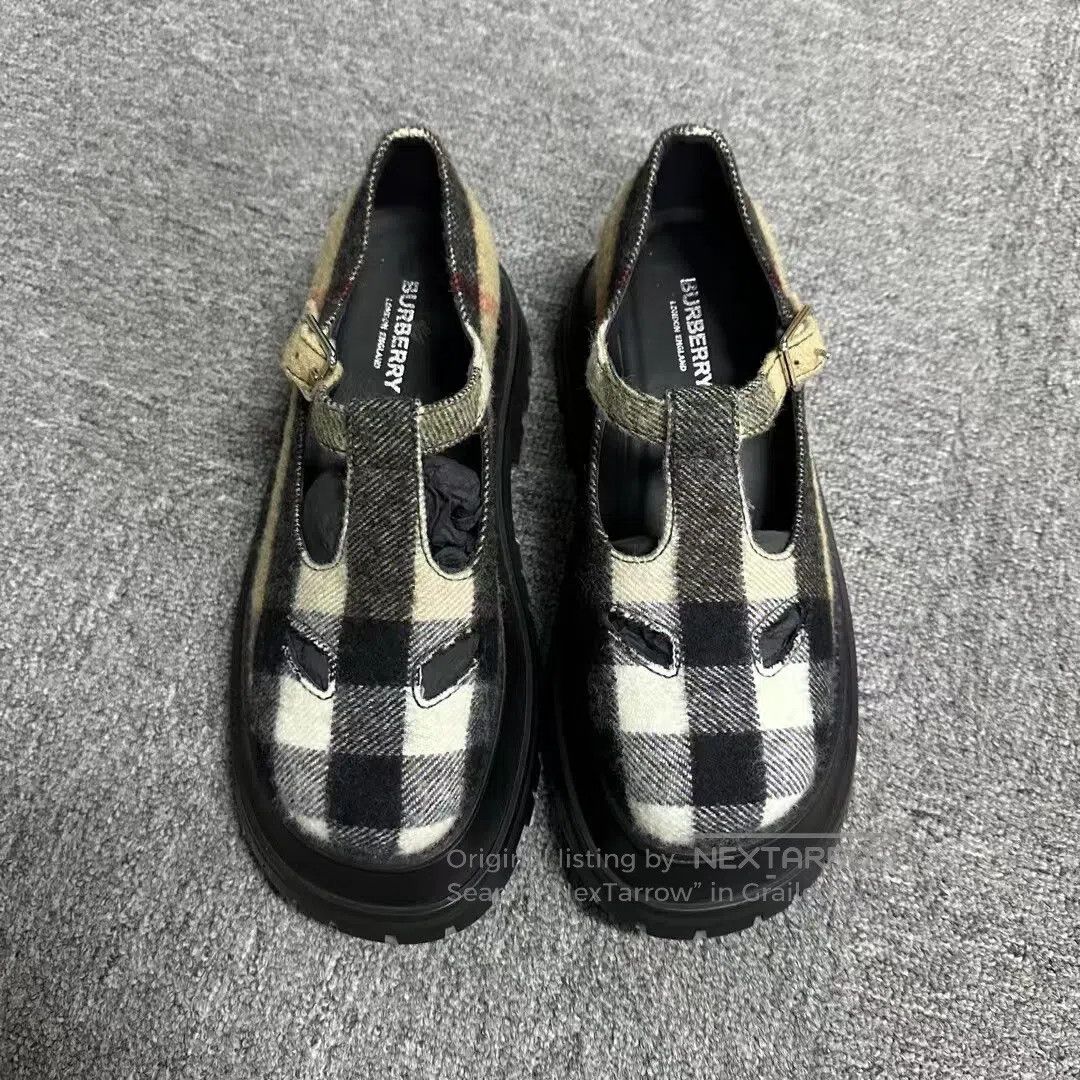 Burberry Burberry Black exclusive logo pattern stand collar long-sl Size US 7.5 / IT 37.5 - 1 Thumbnail