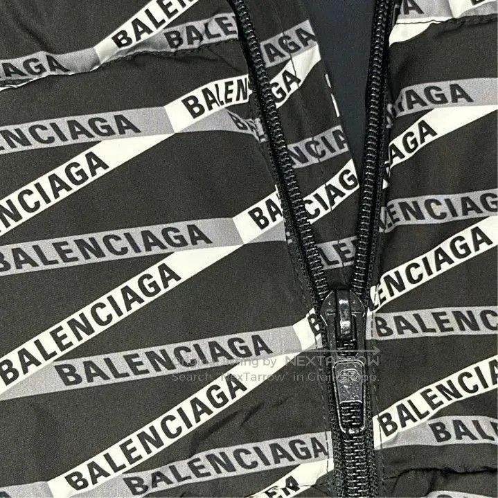 Balenciaga Balenciaga Logo Printed Puffer Jacket for Men. Size US L / EU 52-54 / 3 - 7 Thumbnail