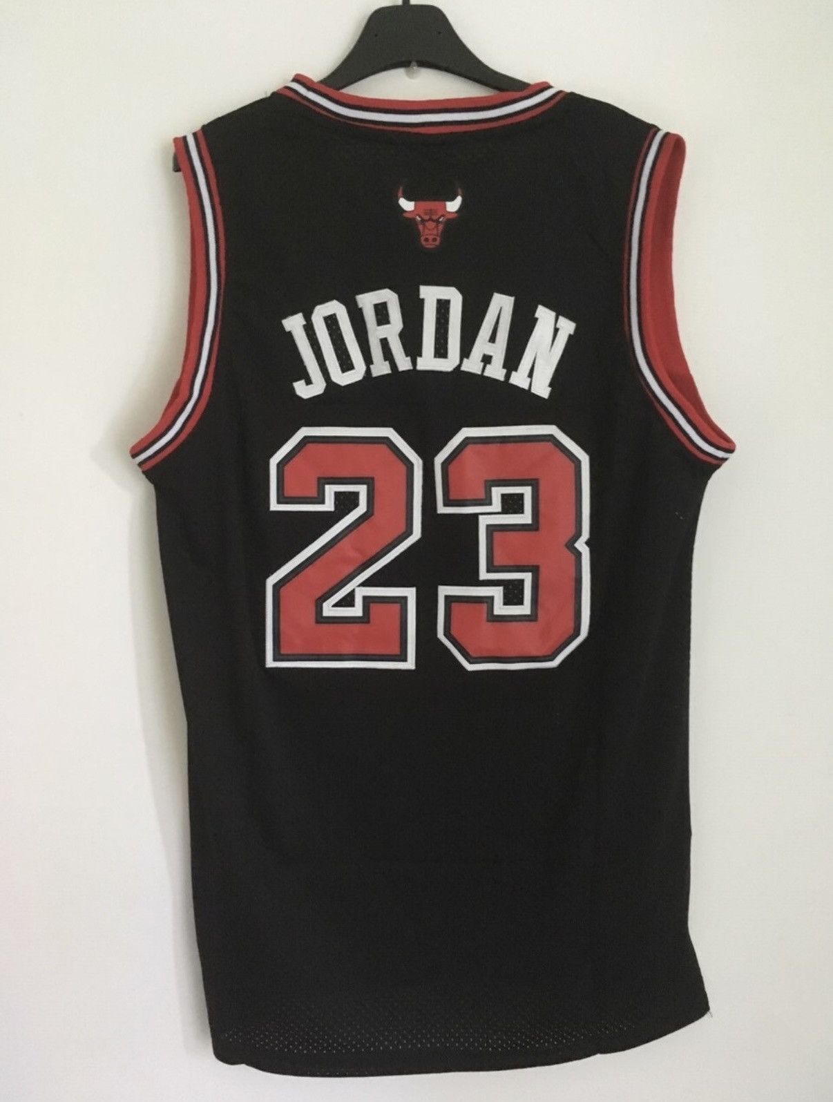 NBA Canotta NBA Basket Chicago Bulls Michael Jordan #23 - M Size US M / EU 48-50 / 2 - 3 Thumbnail