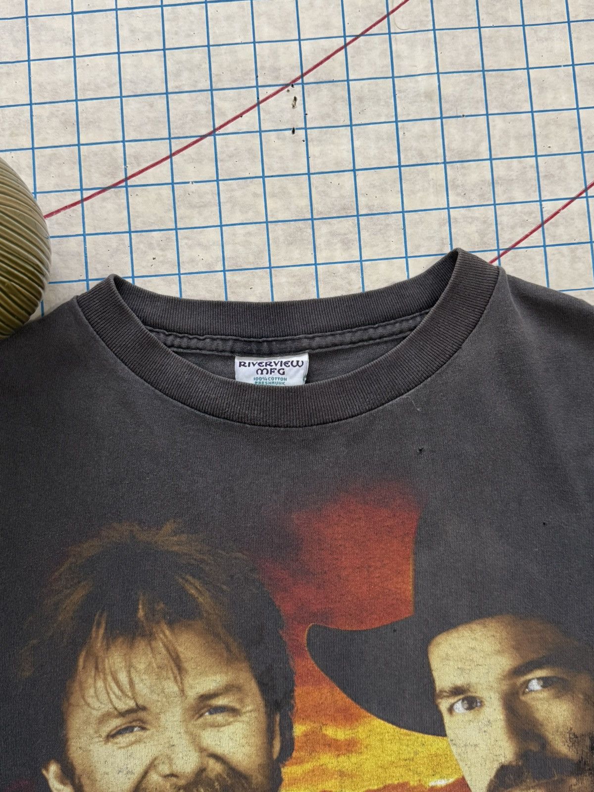 Band Tees × Vintage Vintage Brooks & Dunn Faded Black Waiting On Sundown Tour Te Size US XXL / EU 58 / 5 - 6 Thumbnail