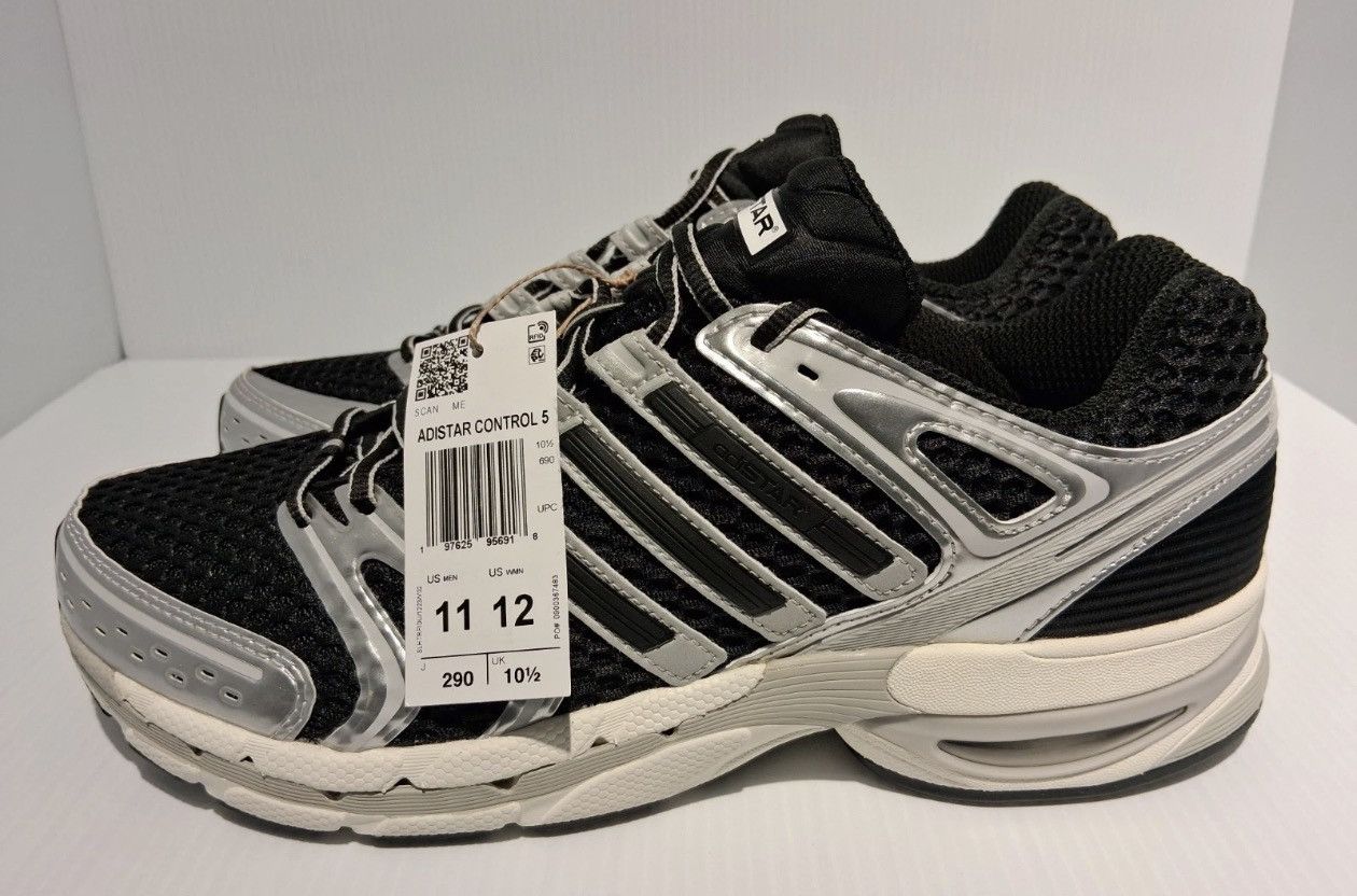 Adidas Adidas Black Taekwondo Sneakers Size 11.5W/10M JQ4775  display picture 1