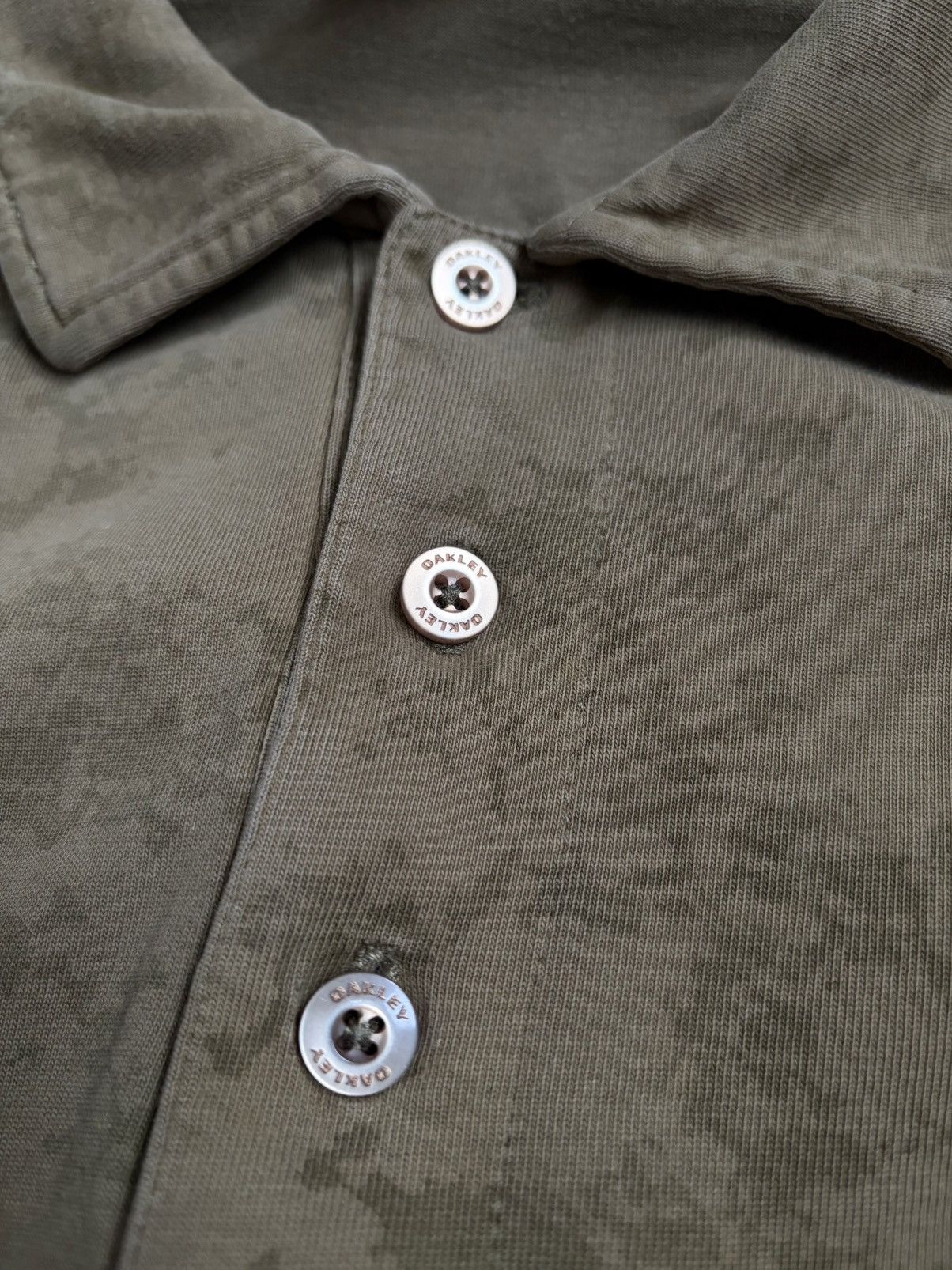 Oakley Oakley Vintage Camo Metal Logo Polo Shirt Size US M / EU 48-50 / 2 - 7 Thumbnail