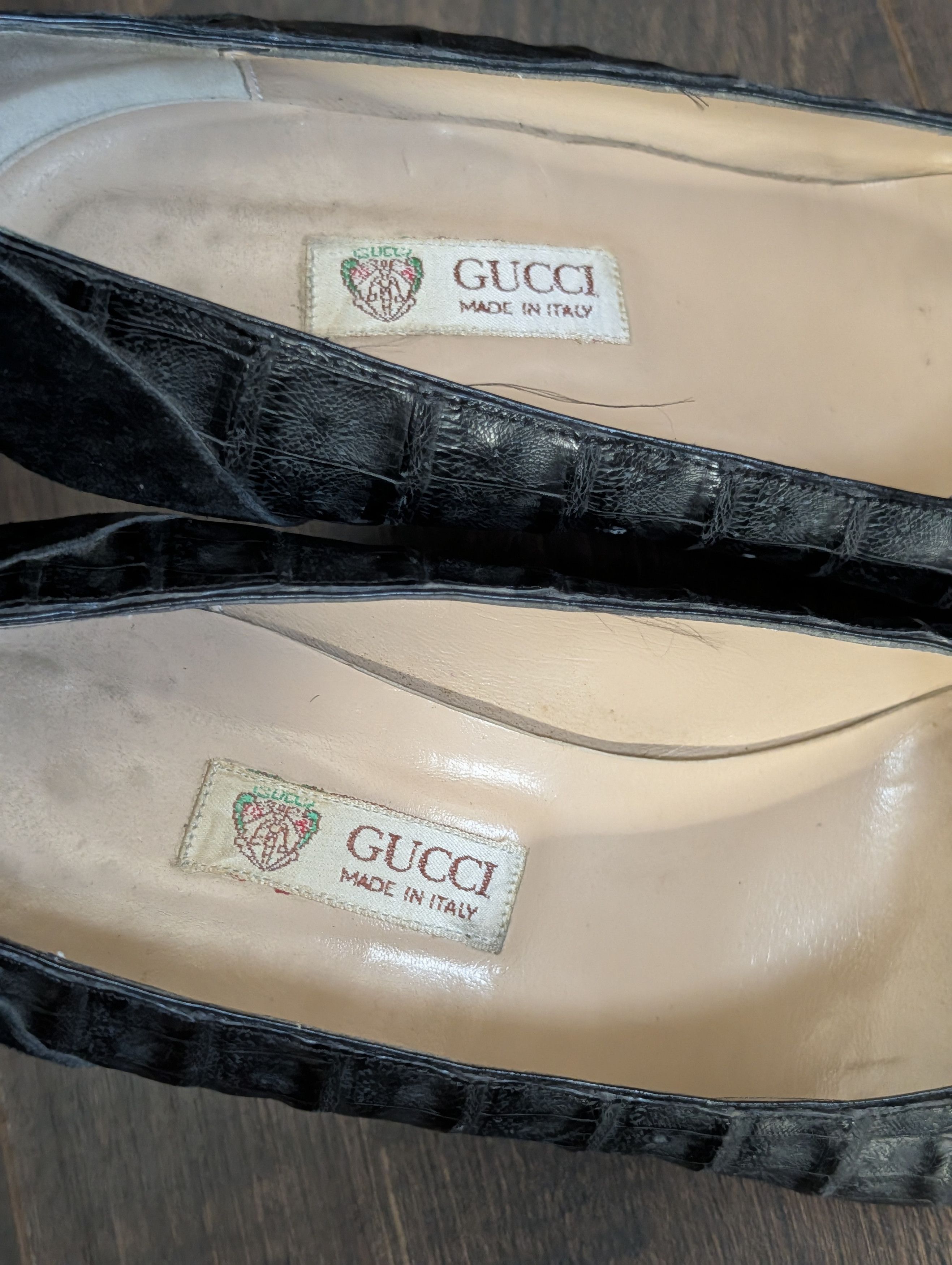 Gucci Genuine CROCODILE Black Pointed Toe Pumps 38B Size US 8 / IT 38 - 9 Thumbnail