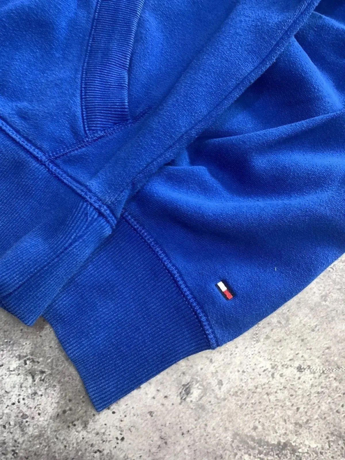 Tommy Hilfiger × Vintage SALE💣💣 Vintage Zip Hoodie Tommy Hilfiger faded Y2K sk8 style Size US M / EU 48-50 / 2 - 3 Thumbnail