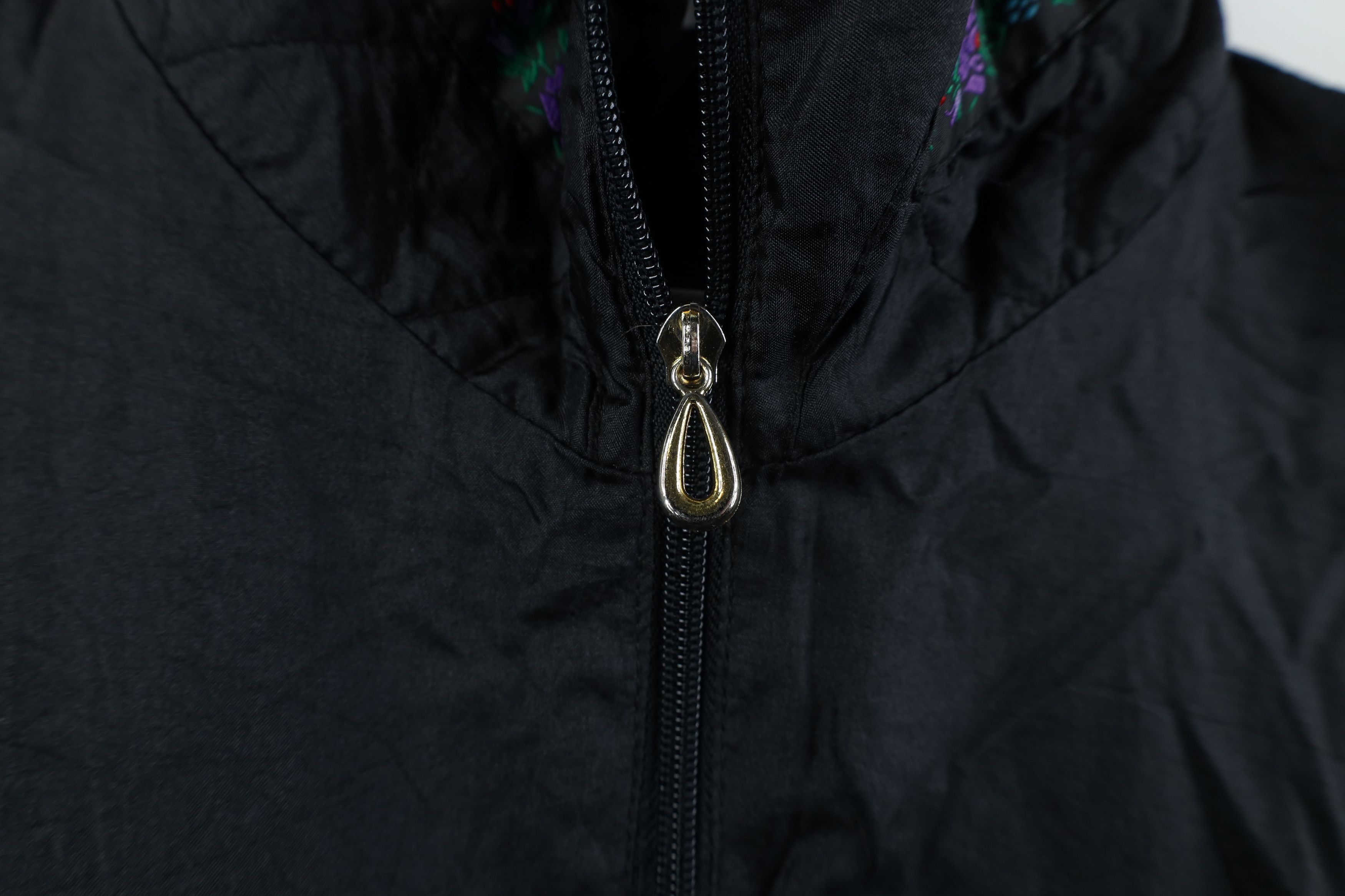 Vintage Vintage 90s Streetwear Flower Floral Windbreaker Jacket Size M / US 6-8 / IT 42-44 - 5 Thumbnail
