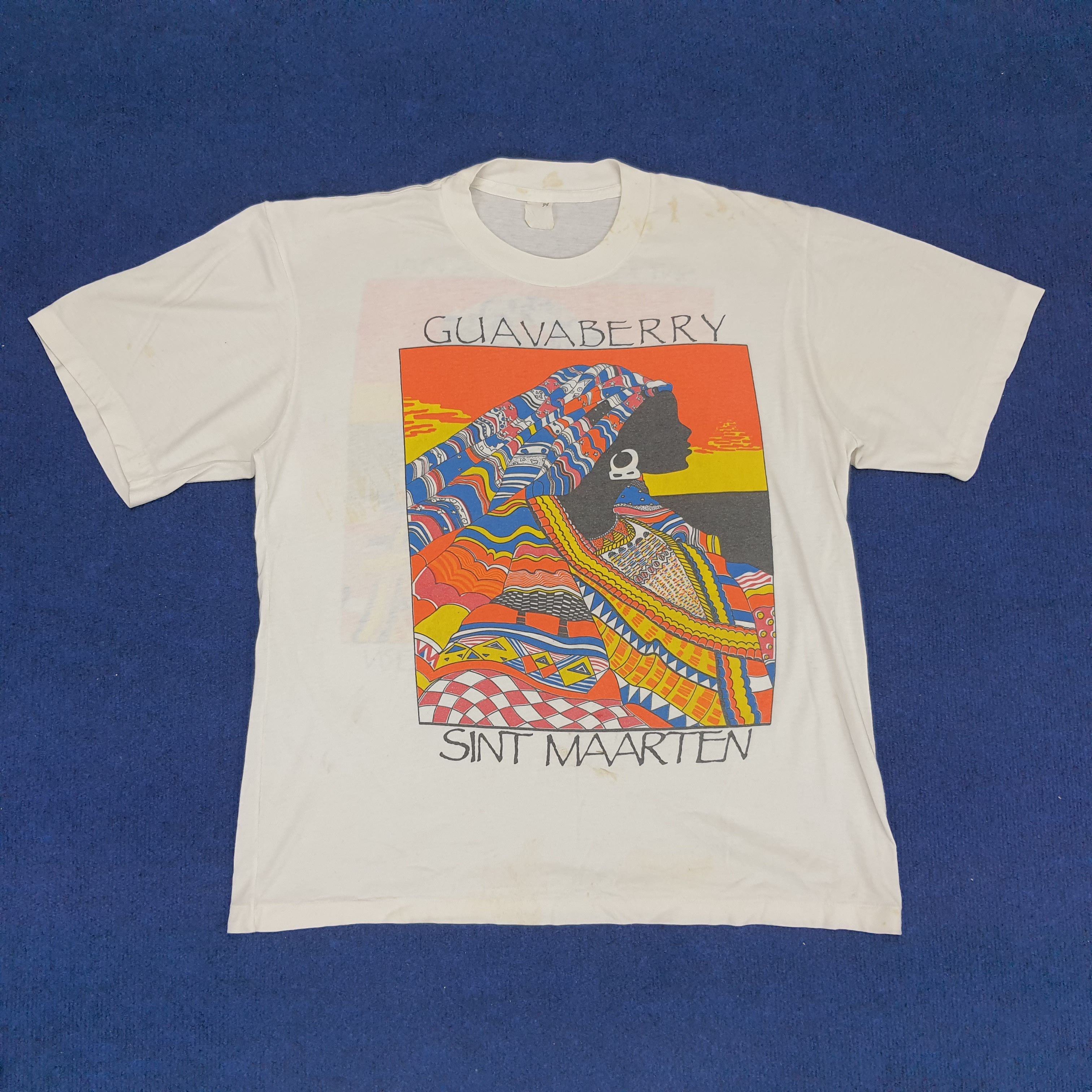 Vintage Sint Maarten Guavaberry Art T-shirt Size US L / EU 52-54 / 3 - 1 Thumbnail