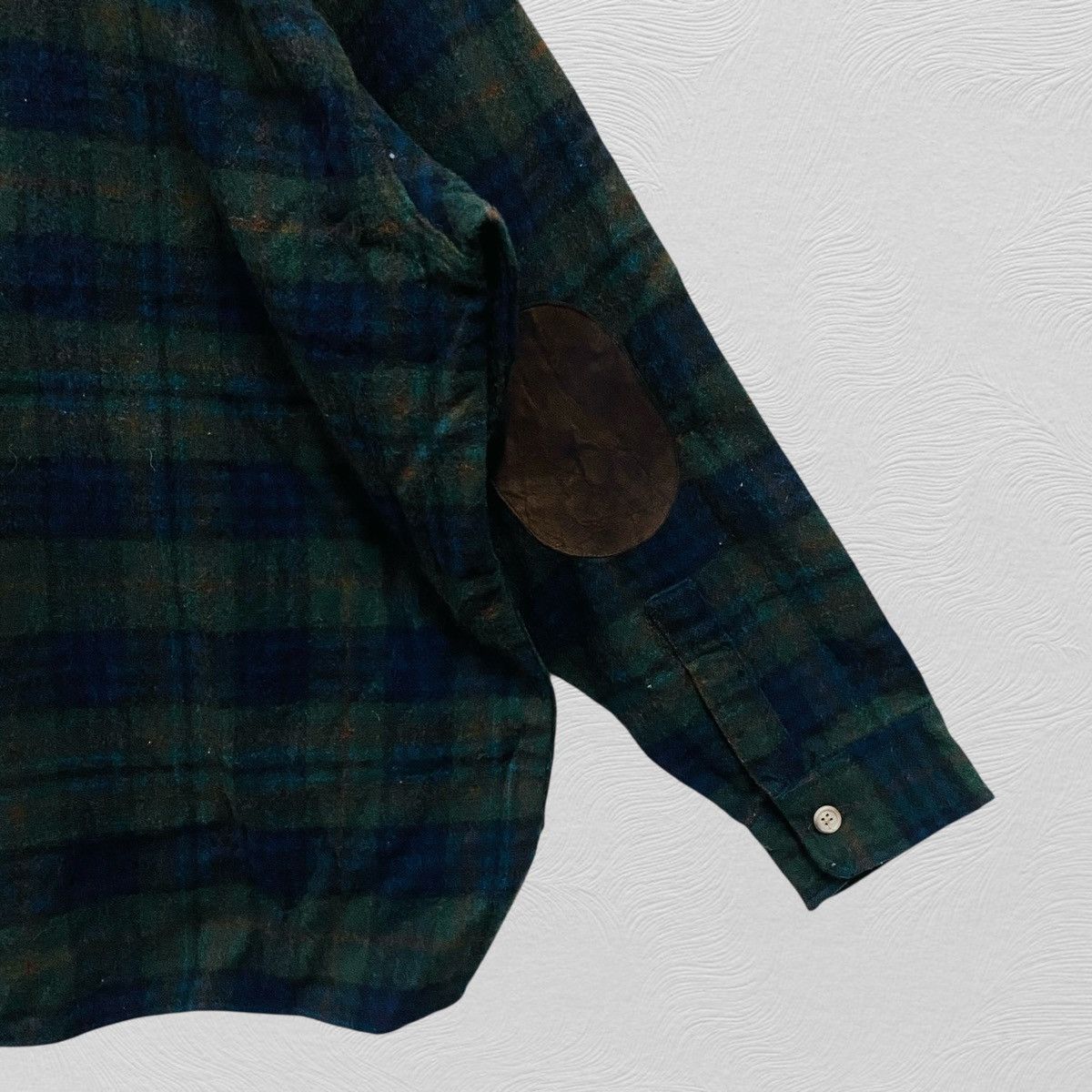 Woolrich Woolen Mills Vintage 90s woolrich button shirt Size US XL / EU 56 / 4 - 5 Thumbnail