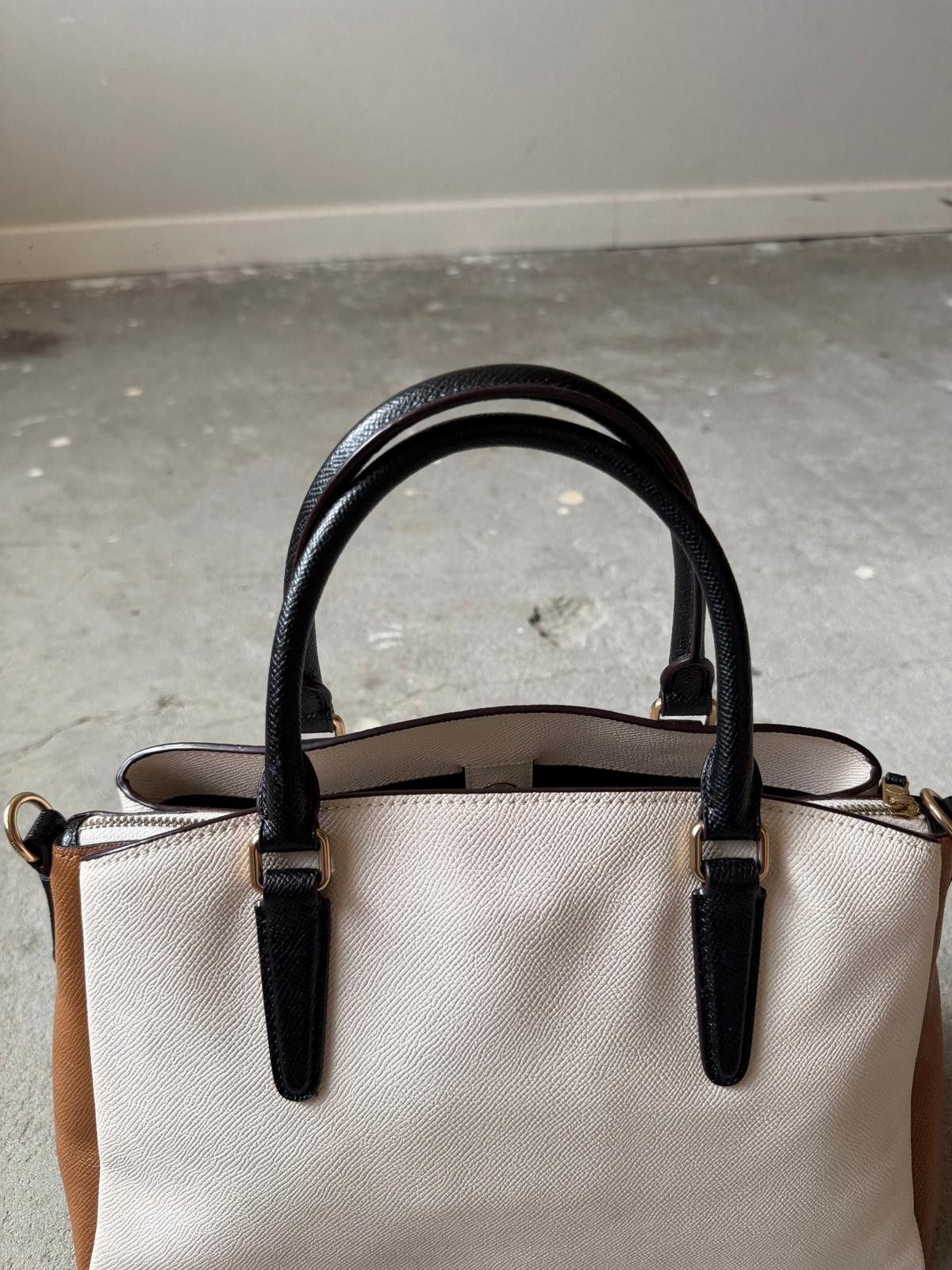 Coach Coach Margot Carryall Colorblock Shoulder Bag White Size ONE SIZE - 8 Thumbnail