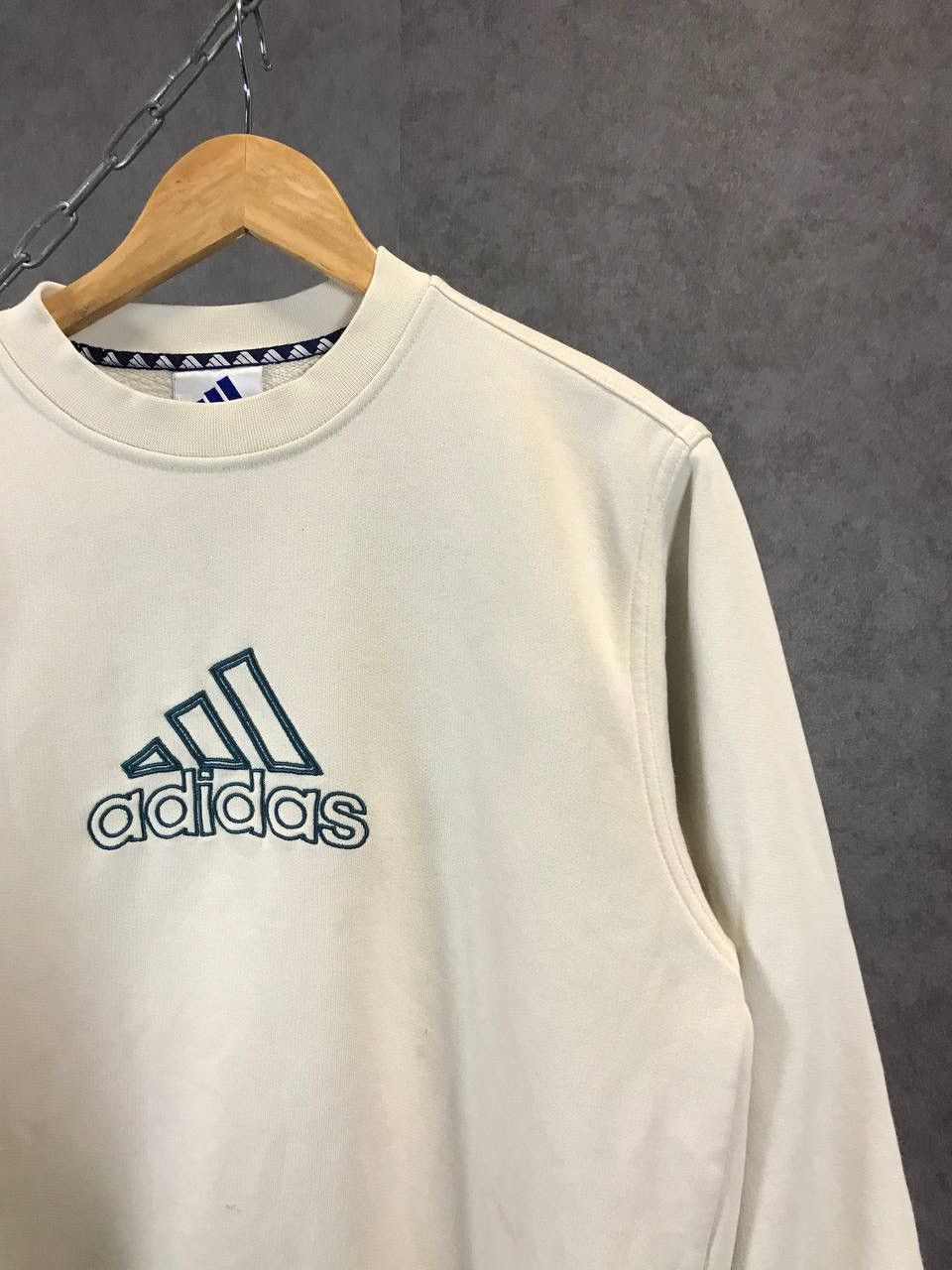 Adidas × Vintage Adidas vintage big center logo sweatshirt Size US S / EU 44-46 / 1 - 2 Thumbnail