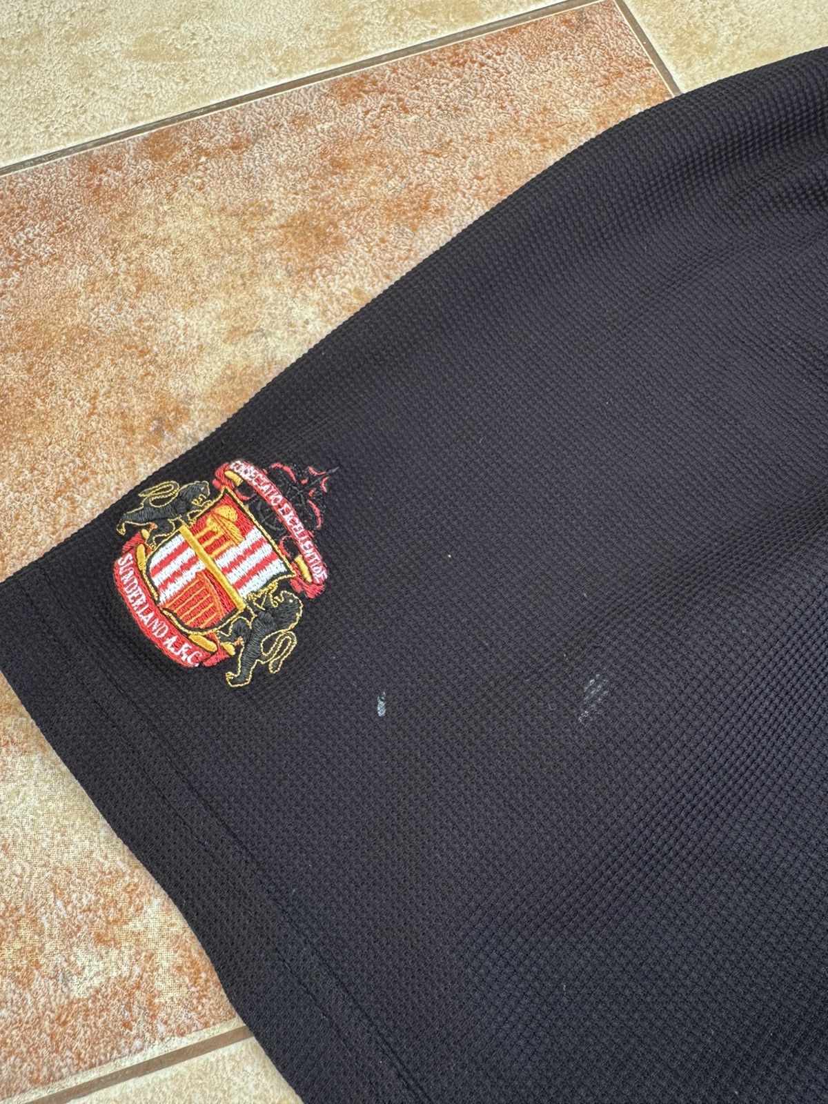 Asics × Vintage Vintage Sunderland 1997-1998 Home Soccer Shorts Football Kit Size US 36 / EU 52 - 6 Thumbnail