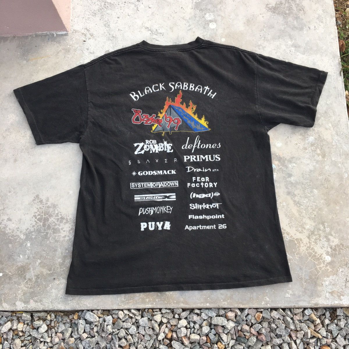 Band Tees Vintage 1999 THE OZZ FEST BLACK SABBATH Size US L / EU 52-54 / 3 - 8 Thumbnail
