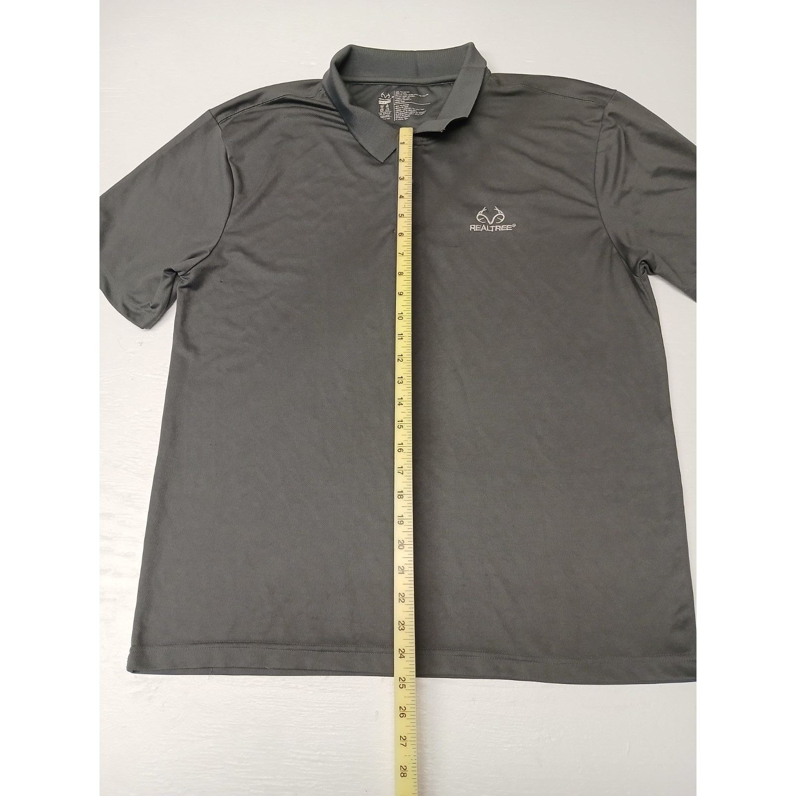 Realtree Realtree (XL) Top Gray Button Active Golf Polo Shirt Size US XL / EU 56 / 4 - 3 Thumbnail