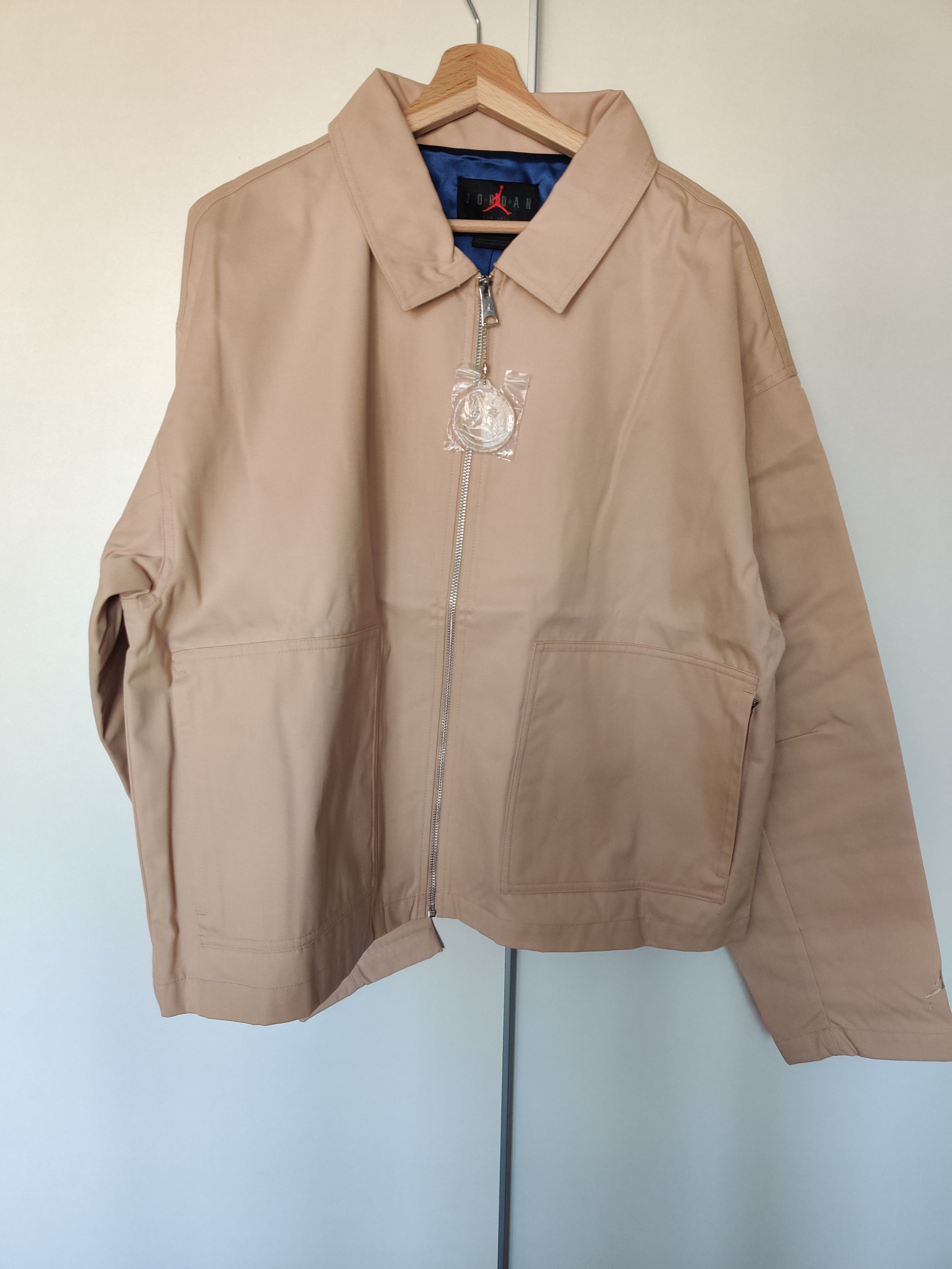 J Balvin × Jordan Brand × Nike Nike Jordan x J Balvin woven jacket size m Size US M / EU 48-50 / 2 - 3 Thumbnail