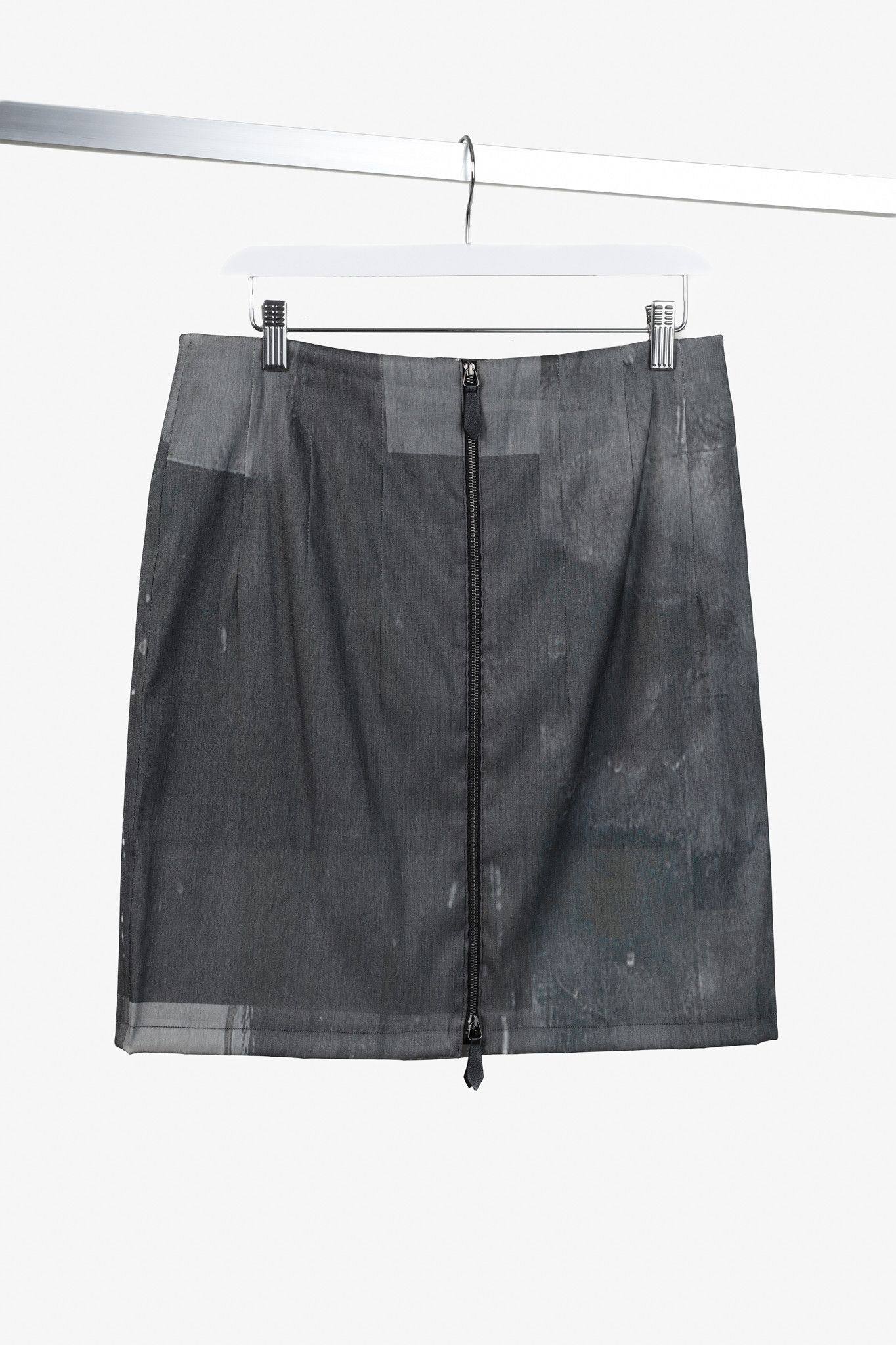 Annette Gortz Annette Gortz Grey Pleated Paint Splatter Skirt Size 27" / US 4 / IT 40 - 1 Thumbnail