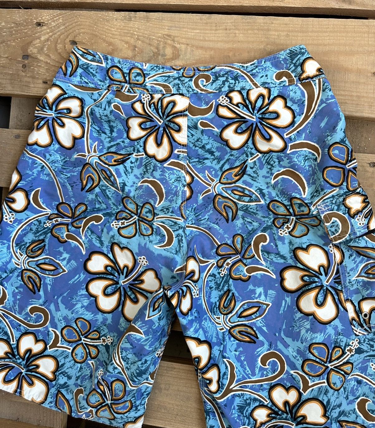 Quiksilver Vintage Quiksilver Floral Blue Beach Shorts Size US 31 - 6 Thumbnail