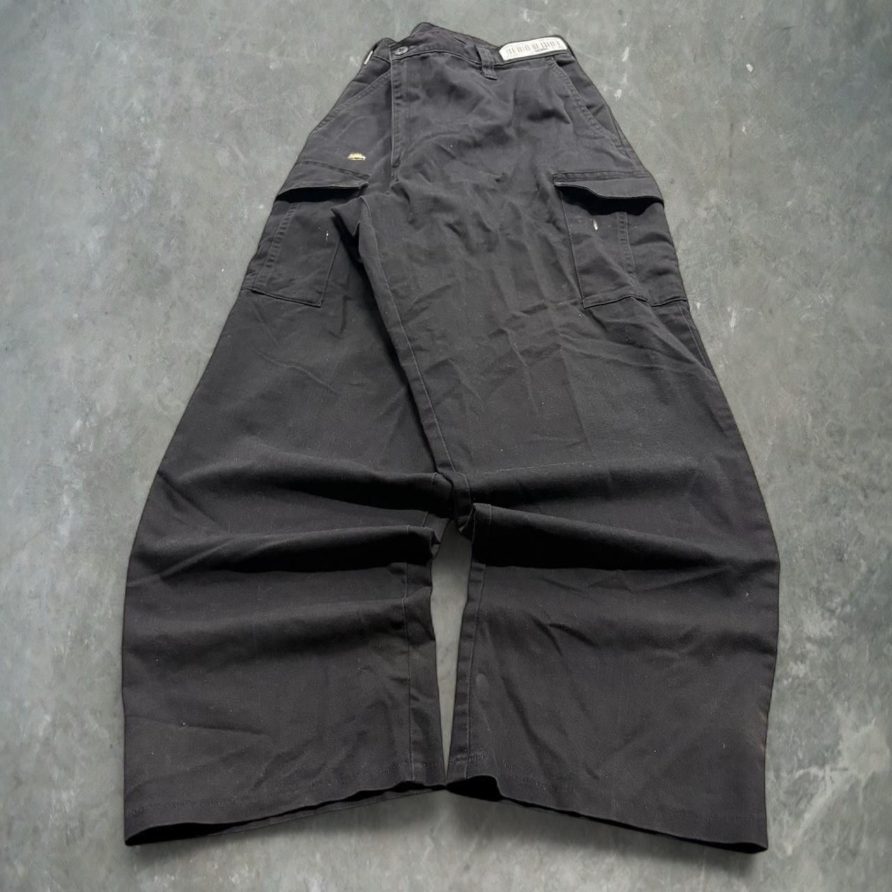 Vintage Crazy Vintage Y2K 2000s Baggy Black Workwear Cintas Grunge Cargo Pants! Size US 36 / EU 52 - 1 Thumbnail